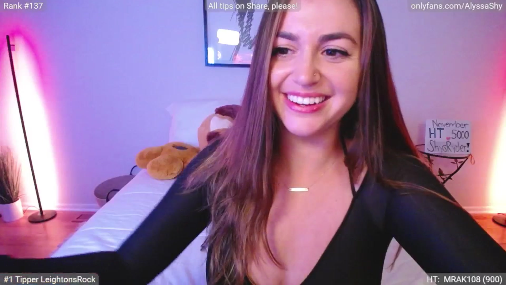 Gallery image thumbnail from AlyssaShy's myfreecams stream on, 11/07/2024, 22:54 image 20 of 20