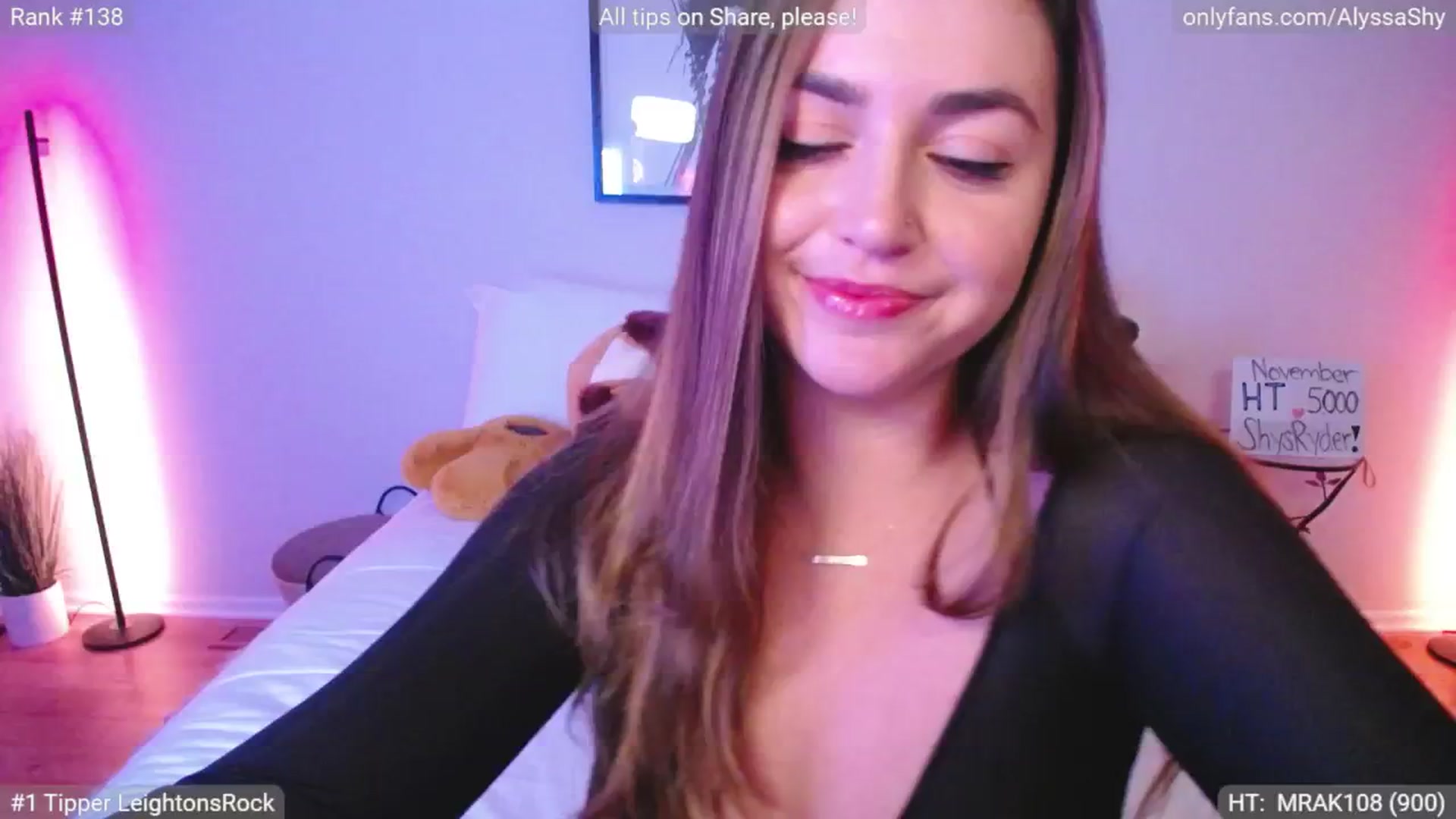 Gallery image thumbnail from AlyssaShy's myfreecams stream on, 11/07/2024, 23:15 image 5 of 20