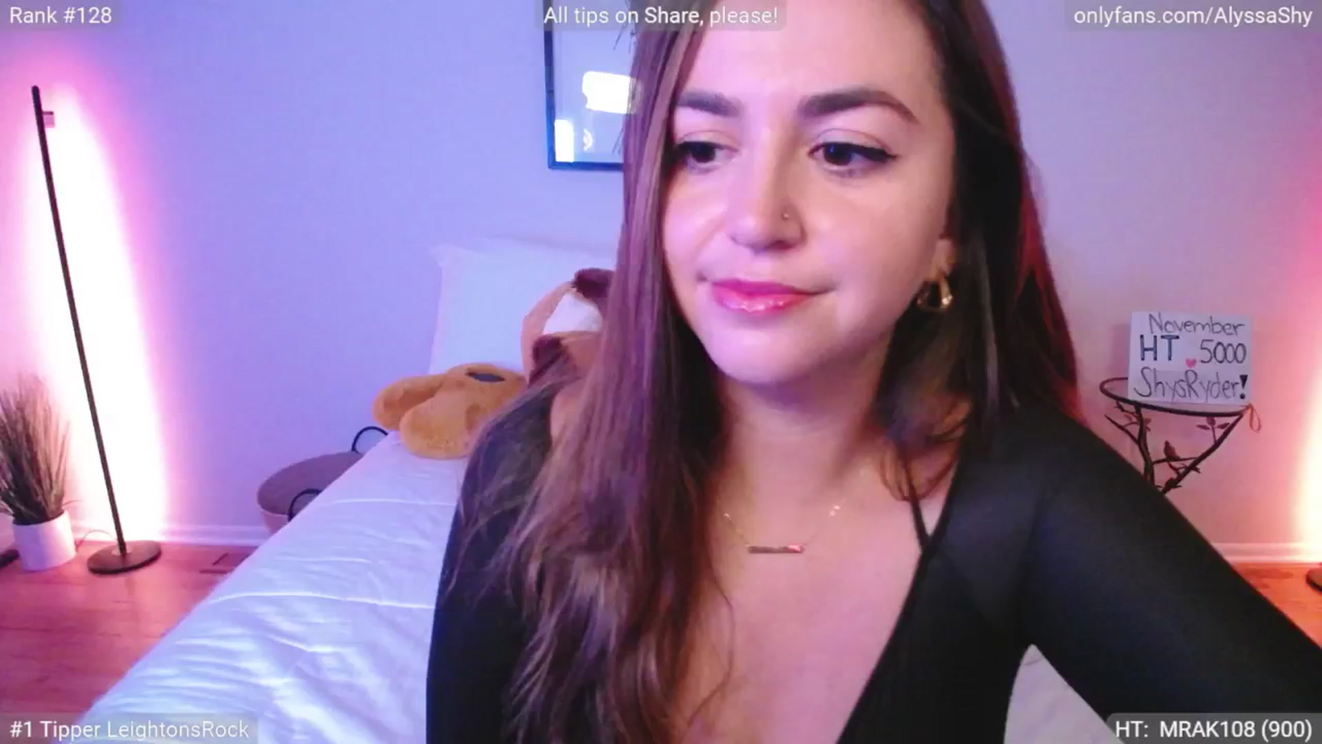 Gallery image thumbnail from AlyssaShy's myfreecams stream on, 11/07/2024, 23:49 image 2 of 20