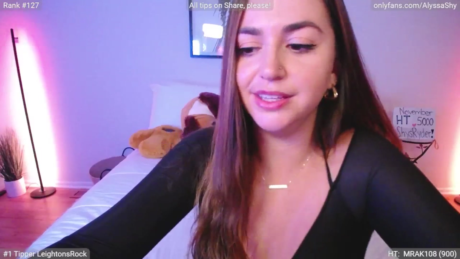 Gallery image thumbnail from AlyssaShy's myfreecams stream on, 11/07/2024, 23:49 image 19 of 20