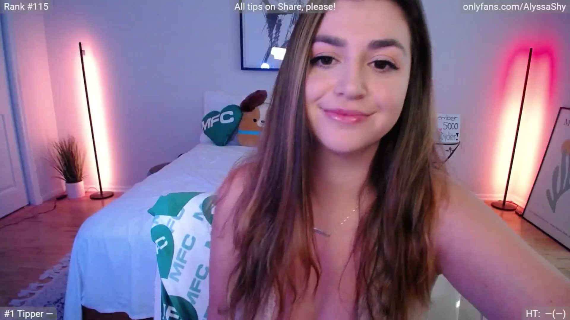 Gallery image thumbnail from AlyssaShy's myfreecams stream on, 11/12/2024, 21:45 image 3 of 20