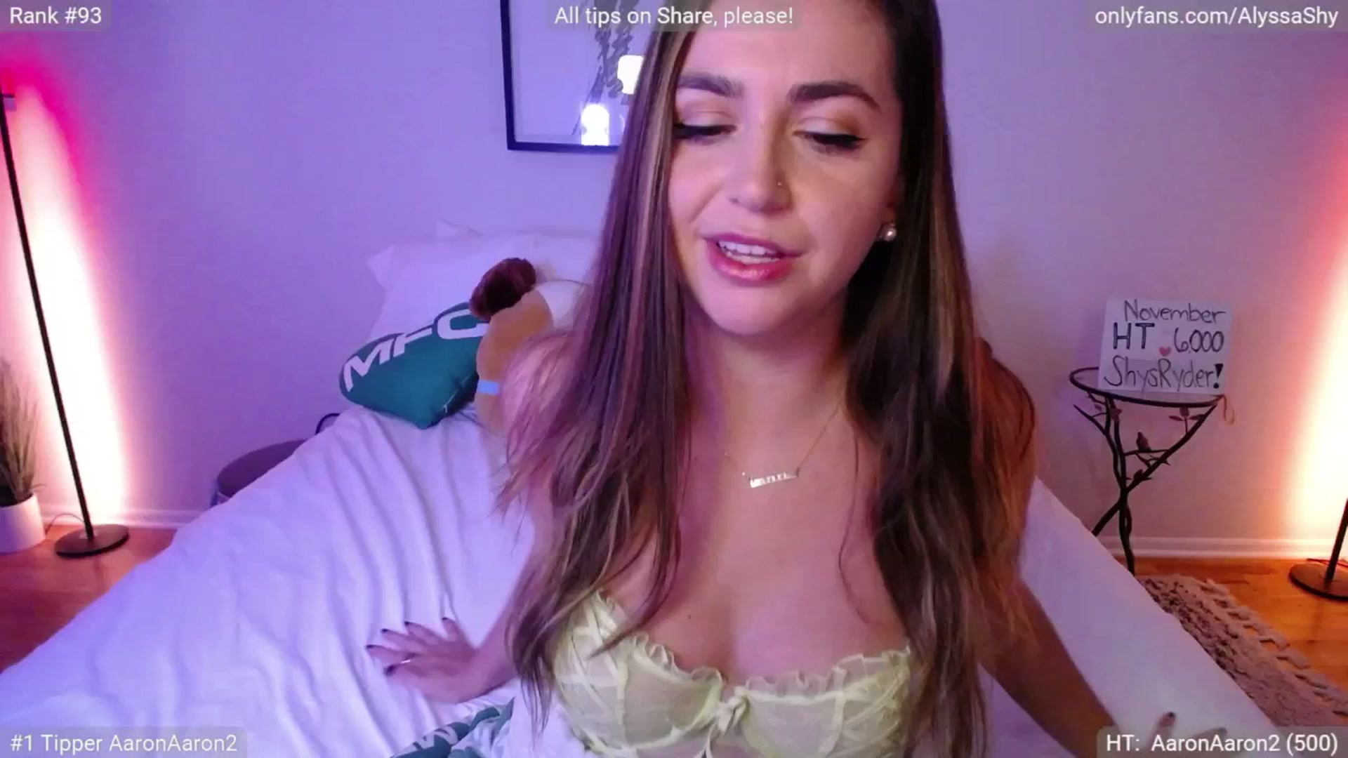 Gallery image thumbnail from AlyssaShy's myfreecams stream on, 11/13/2024, 23:31 image 19 of 20