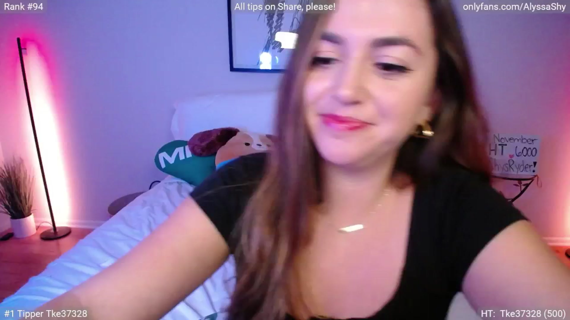 Gallery image thumbnail from AlyssaShy's myfreecams stream on, 11/16/2024, 24:42 image 2 of 20
