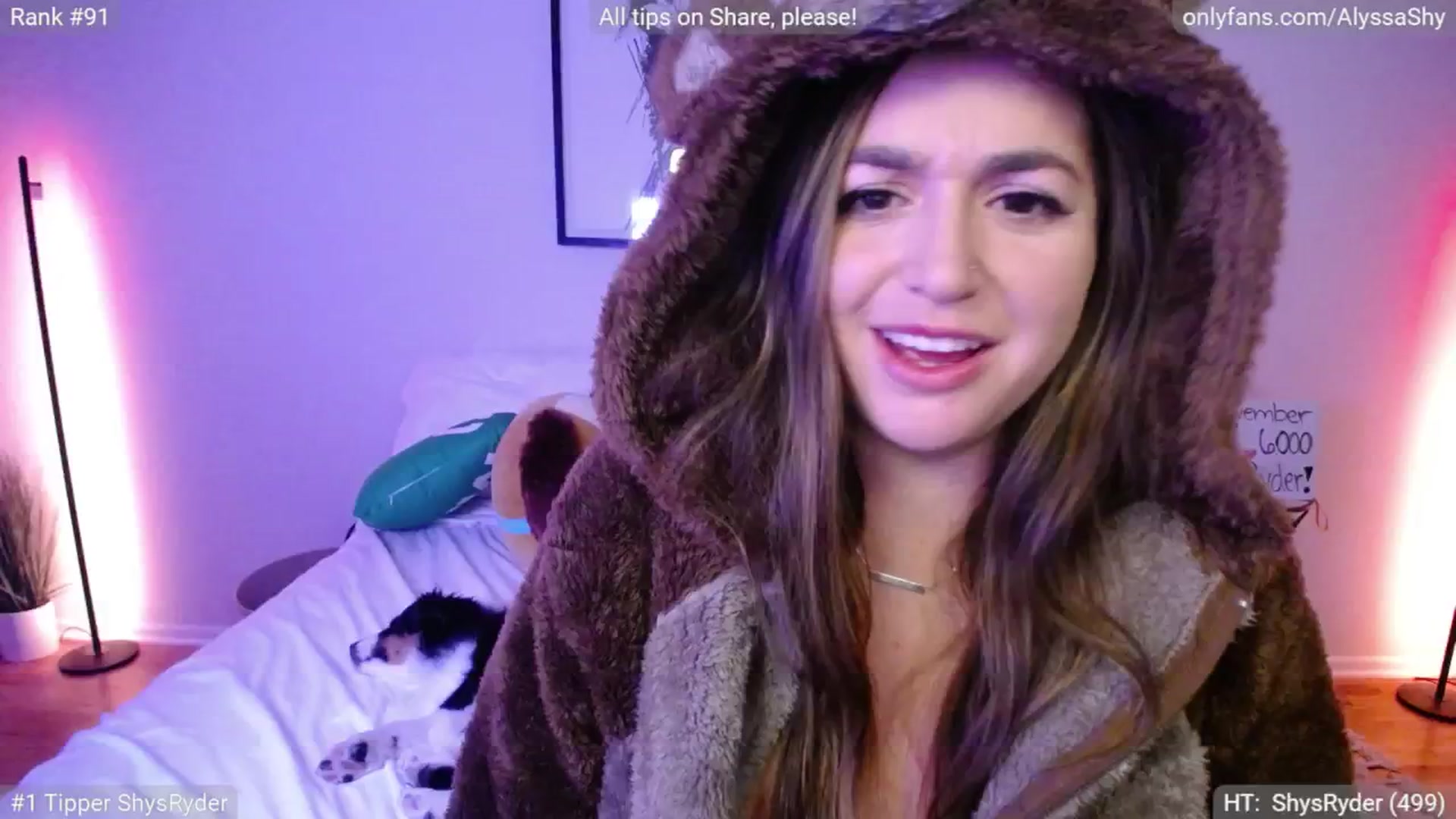 Gallery image thumbnail from AlyssaShy's myfreecams stream on, 11/18/2024, 24:02 image 4 of 20