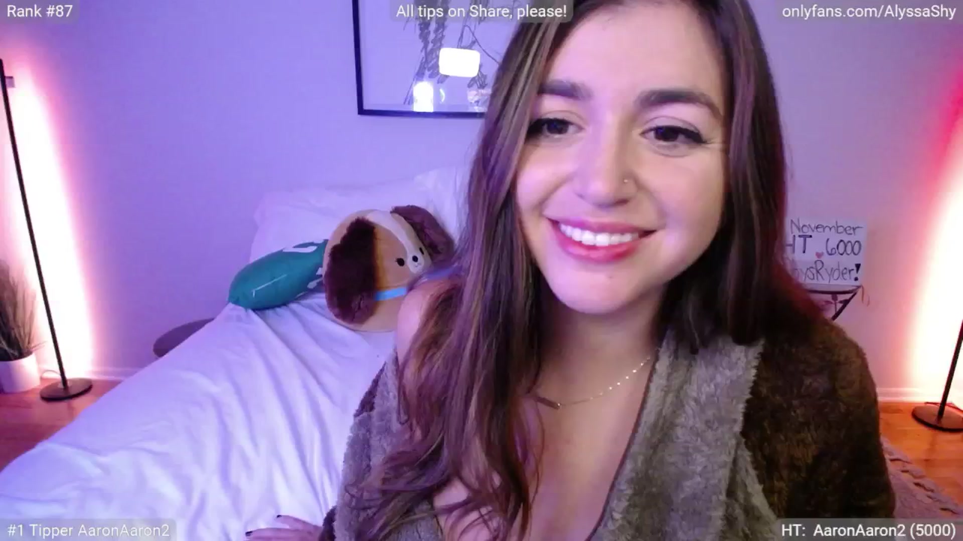 Gallery image thumbnail from AlyssaShy's myfreecams stream on, 11/18/2024, 03:19 image 6 of 20