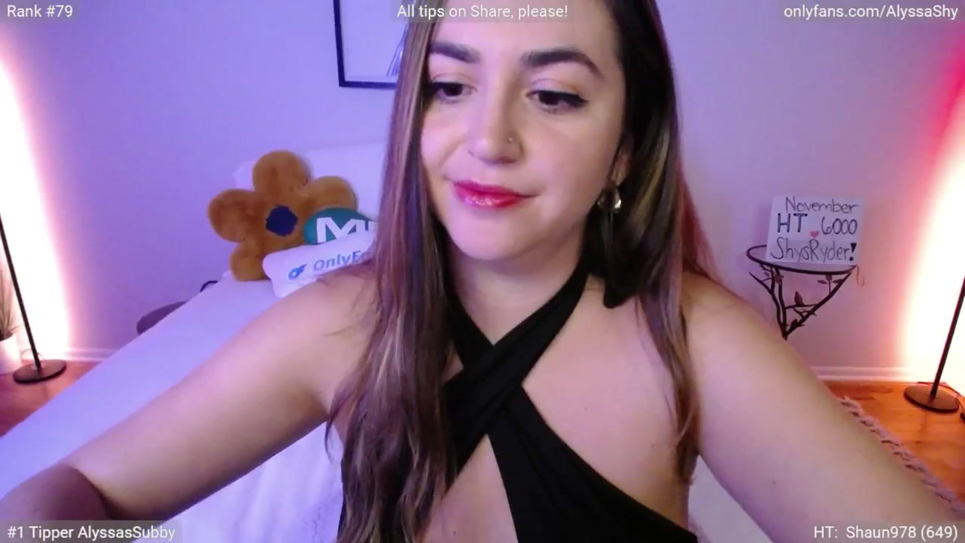 Gallery image thumbnail from AlyssaShy's myfreecams stream on, 11/23/2024, 05:18 image 18 of 20