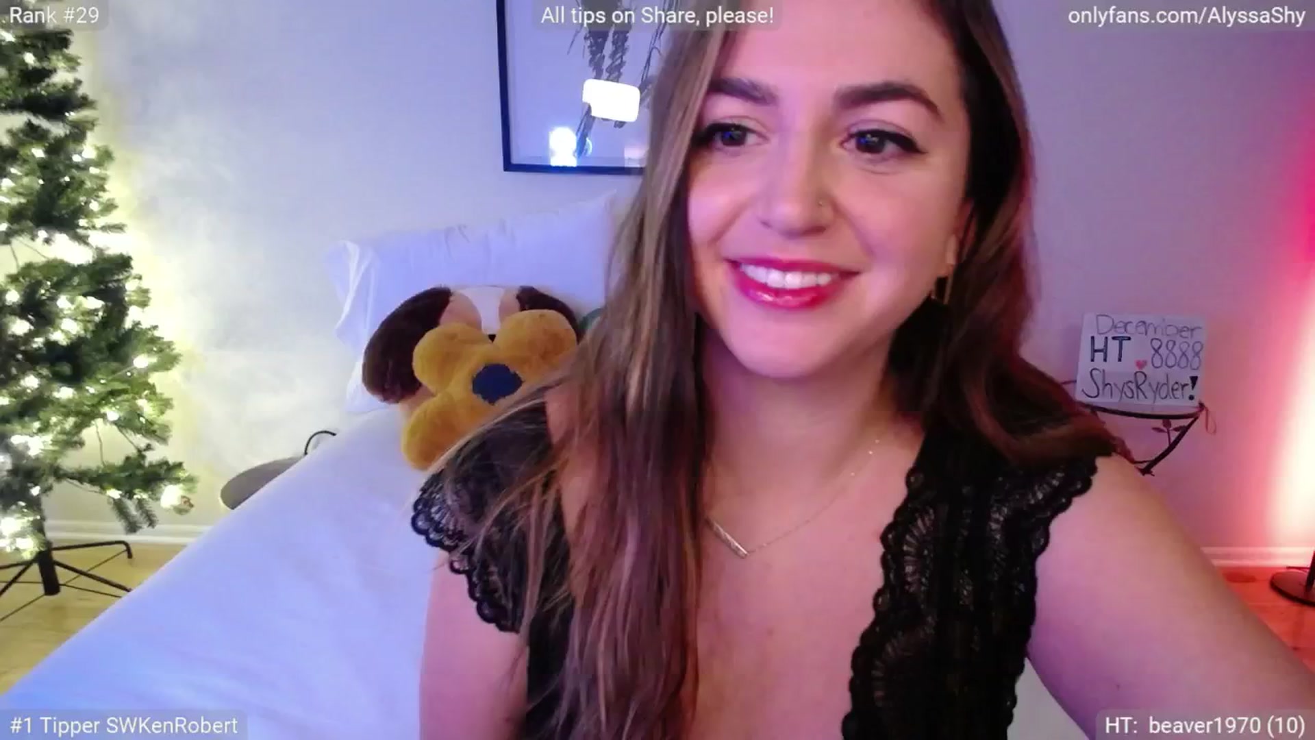 Gallery image thumbnail from AlyssaShy's myfreecams stream on, 12/03/2024, 22:29 image 6 of 20