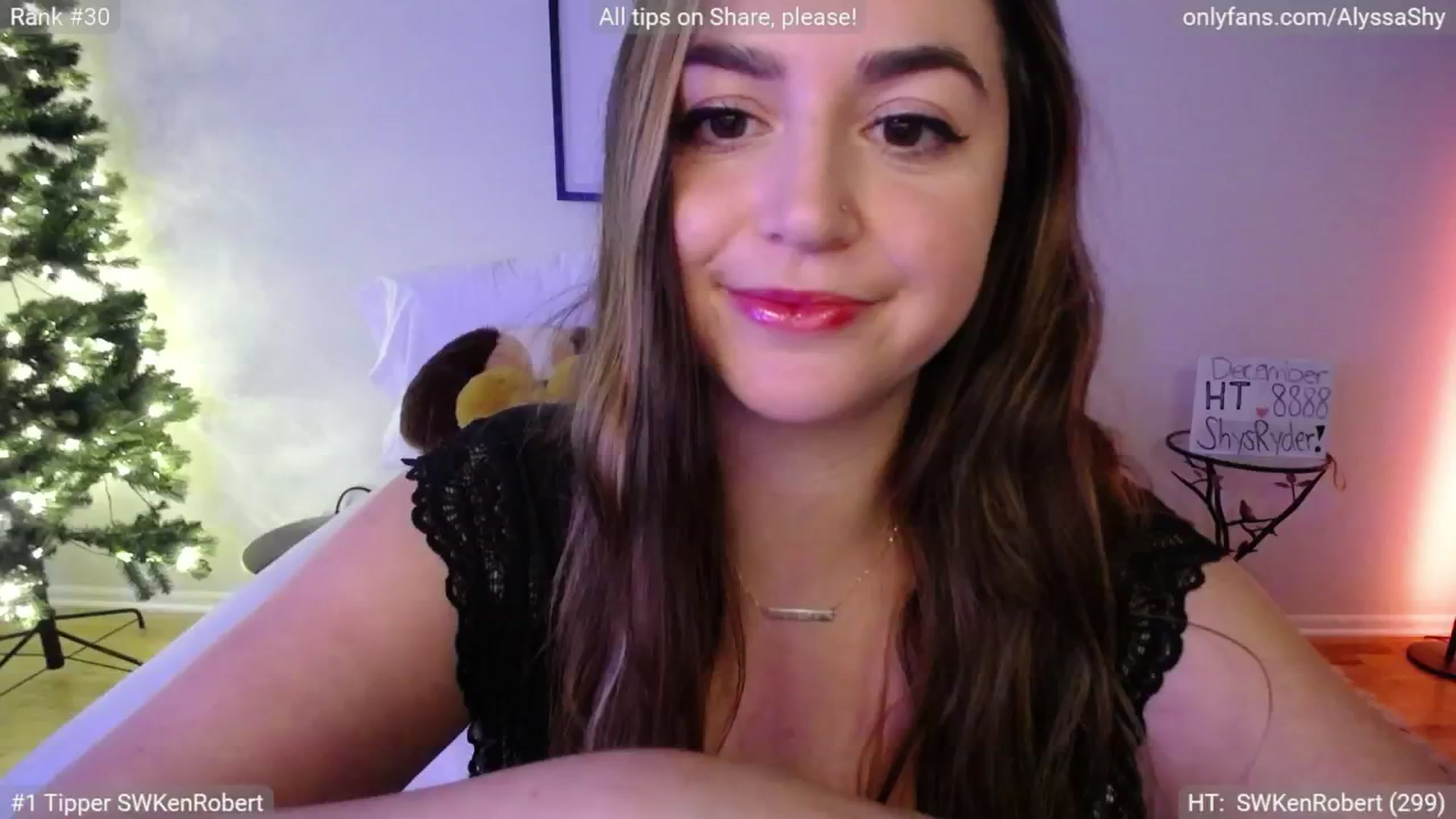 Gallery image thumbnail from AlyssaShy's myfreecams stream on, 12/03/2024, 22:29 image 19 of 20