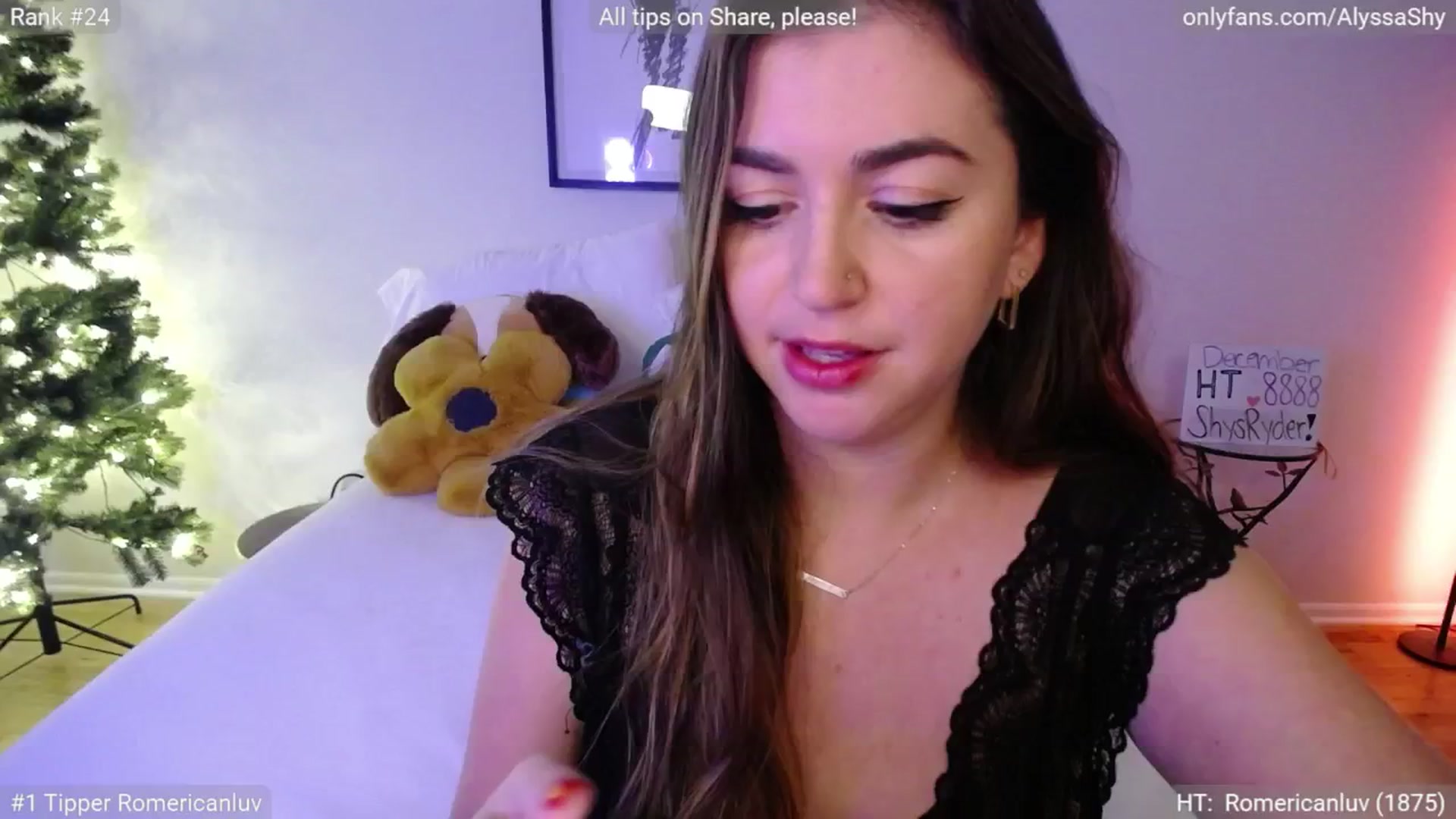 Gallery image thumbnail from AlyssaShy's myfreecams stream on, 12/03/2024, 23:28 image 16 of 20