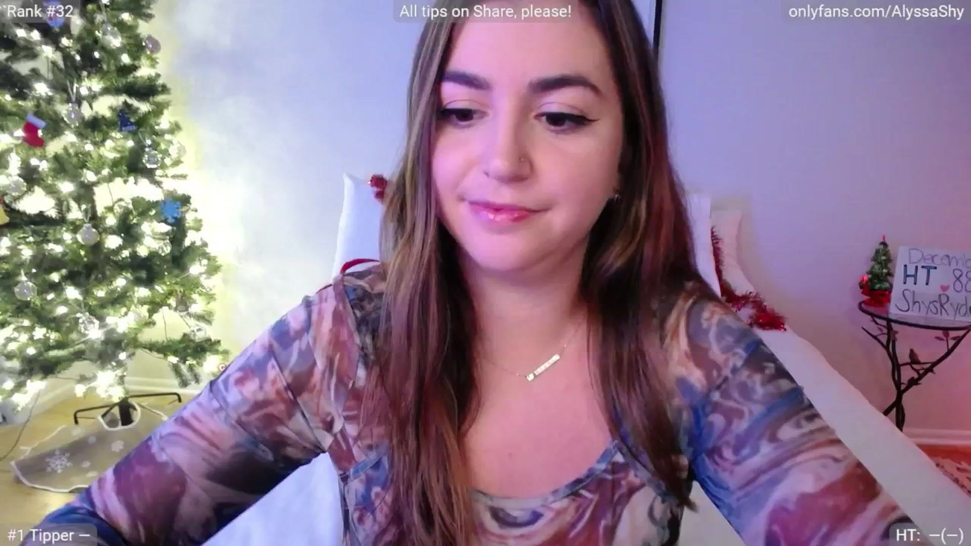 Gallery image thumbnail from AlyssaShy's myfreecams stream on, 12/04/2024, 22:20 image 9 of 20