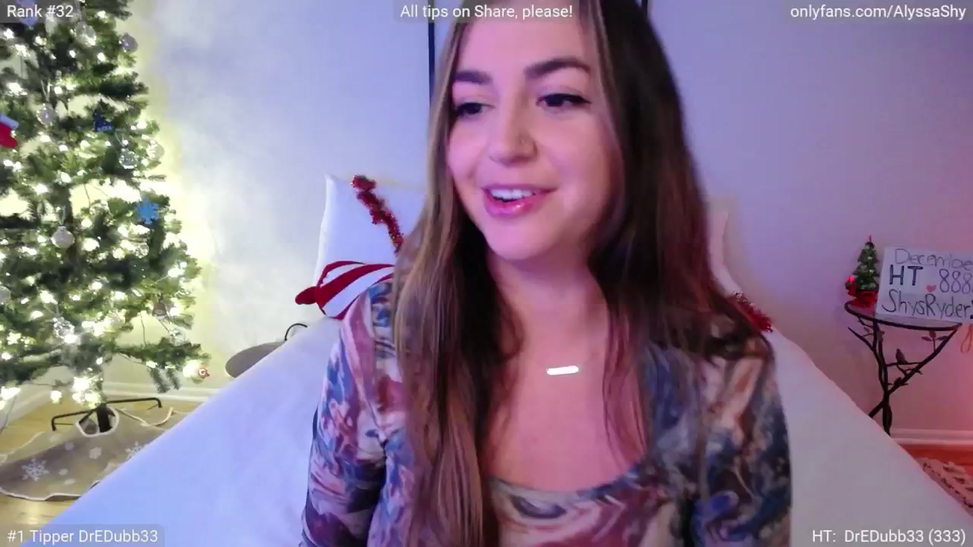 Gallery image thumbnail from AlyssaShy's myfreecams stream on, 12/04/2024, 22:20 image 17 of 20