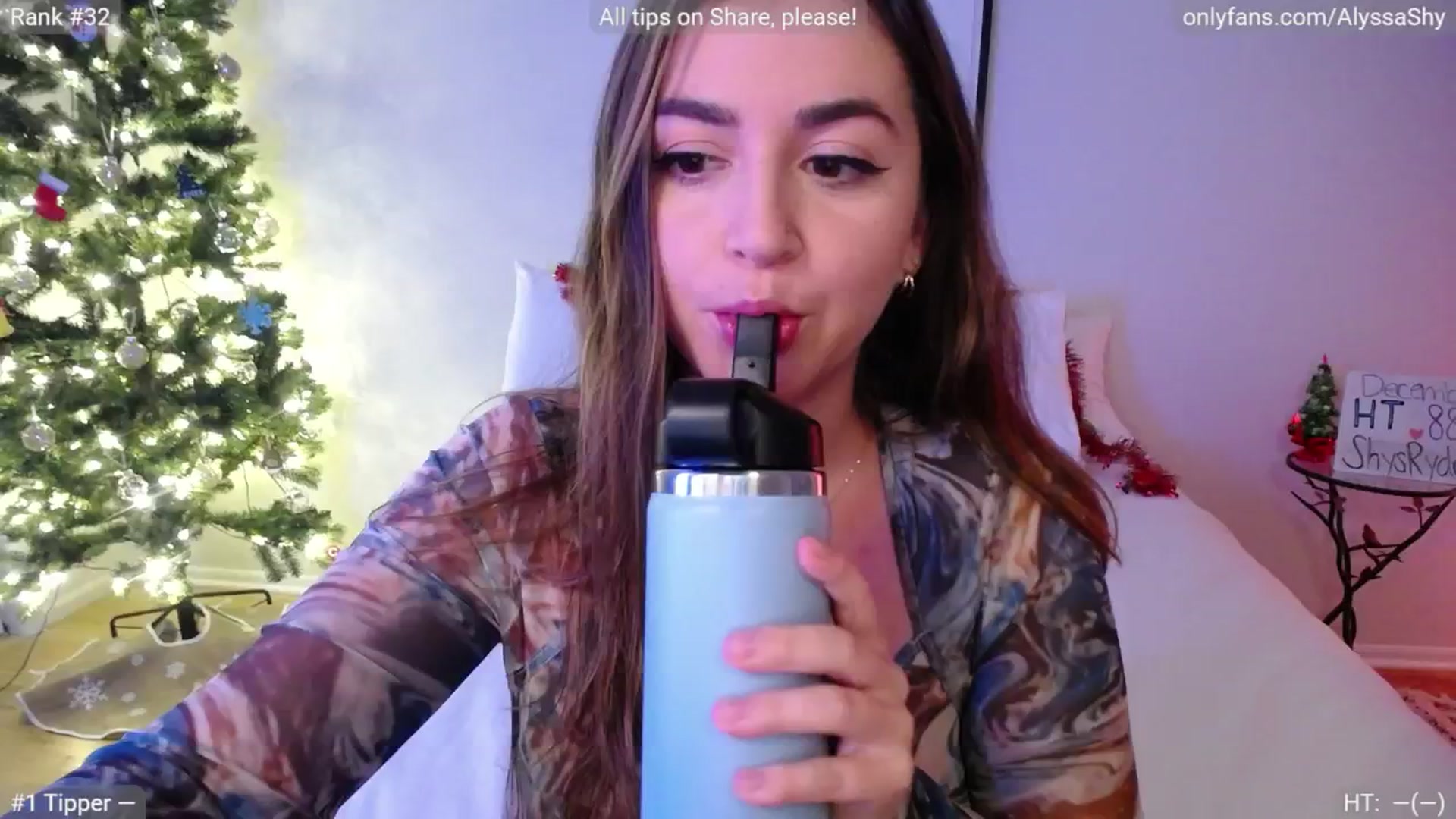 Gallery image thumbnail from AlyssaShy's myfreecams stream on, 12/04/2024, 22:20 image 8 of 20