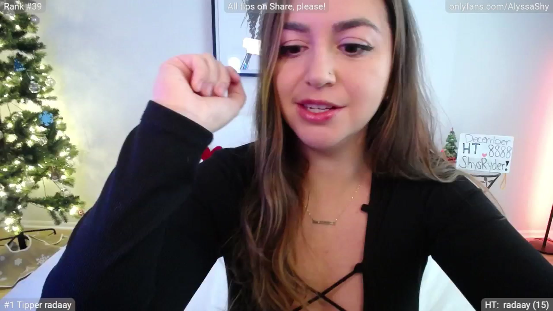 Gallery image thumbnail from AlyssaShy's myfreecams stream on, 12/05/2024, 16:14 image 16 of 20