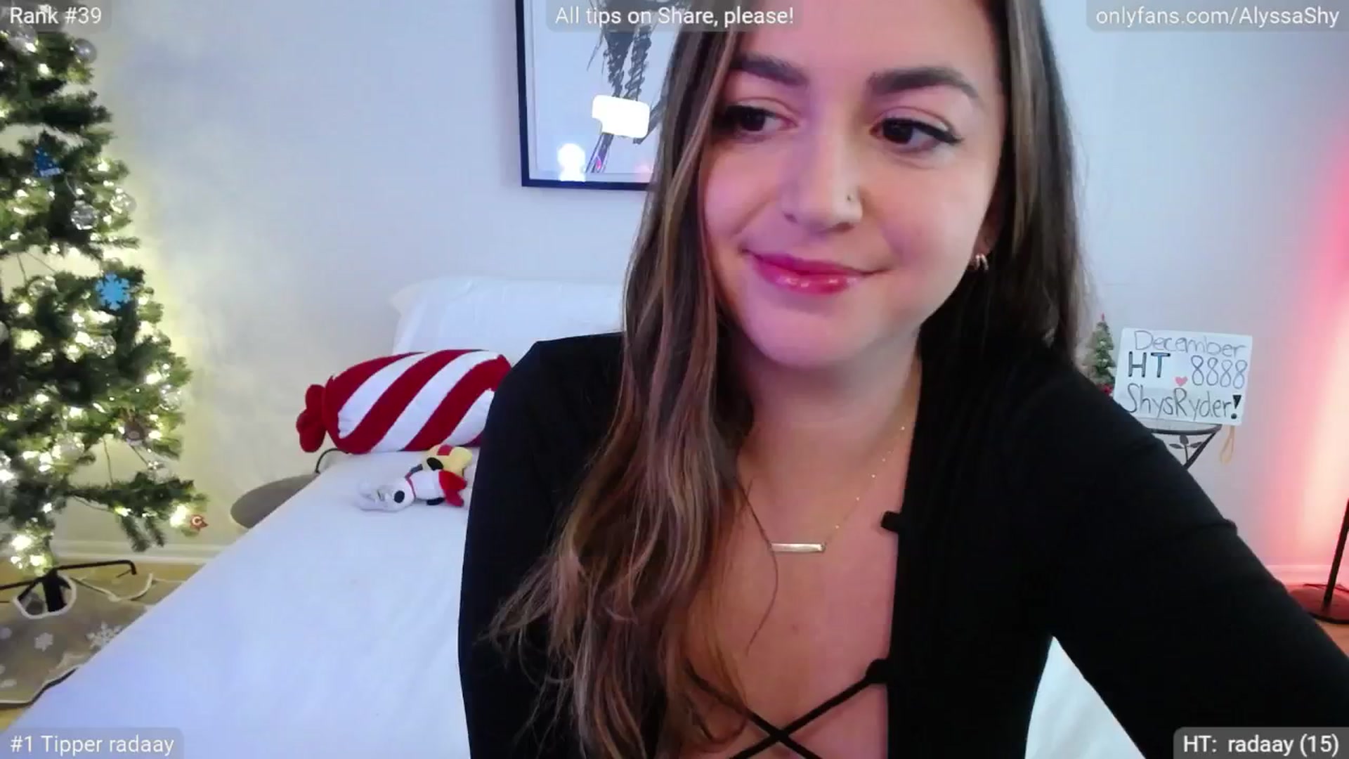 Gallery image thumbnail from AlyssaShy's myfreecams stream on, 12/05/2024, 16:14 image 13 of 20