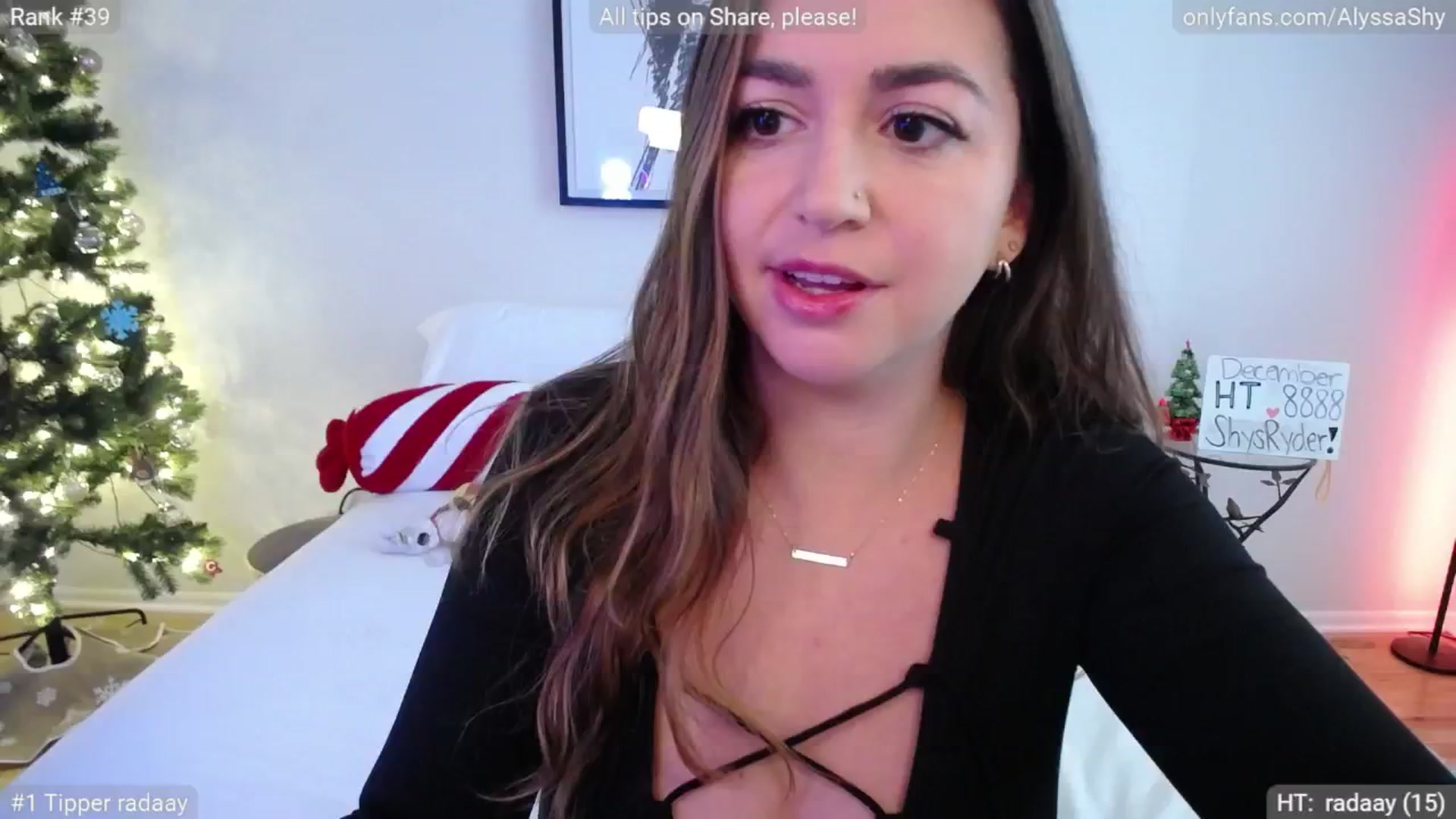 Gallery image thumbnail from AlyssaShy's myfreecams stream on, 12/05/2024, 16:14 image 9 of 20
