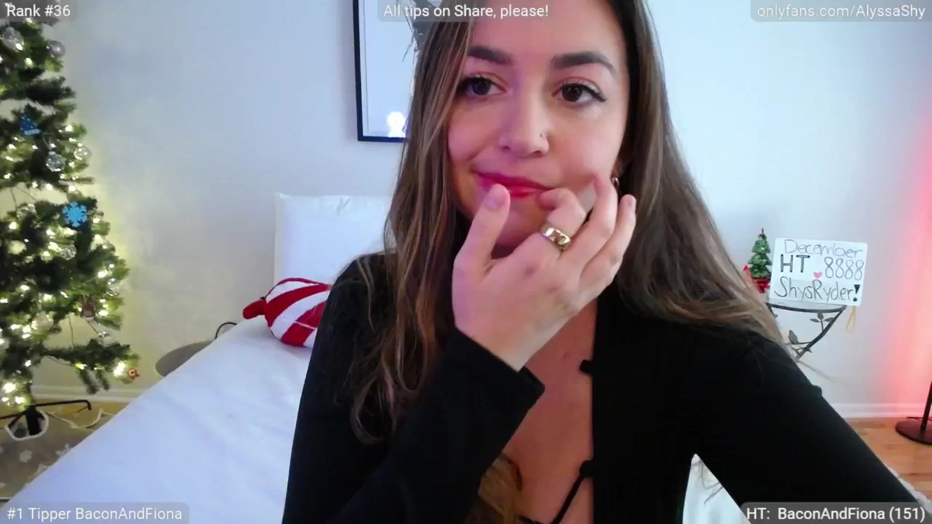Gallery image thumbnail from AlyssaShy's myfreecams stream on, 12/05/2024, 18:23 image 12 of 20