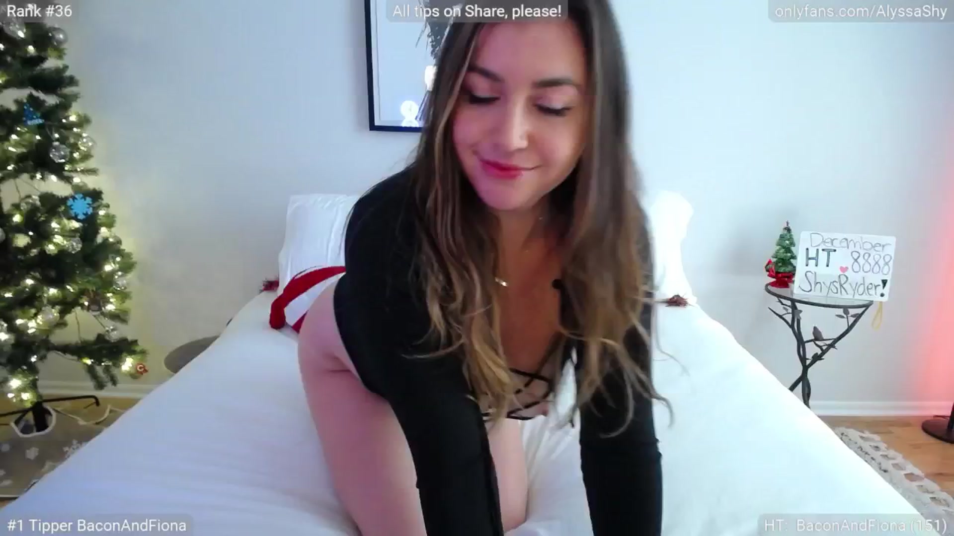 Gallery image thumbnail from AlyssaShy's myfreecams stream on, 12/05/2024, 19:36 image 7 of 20