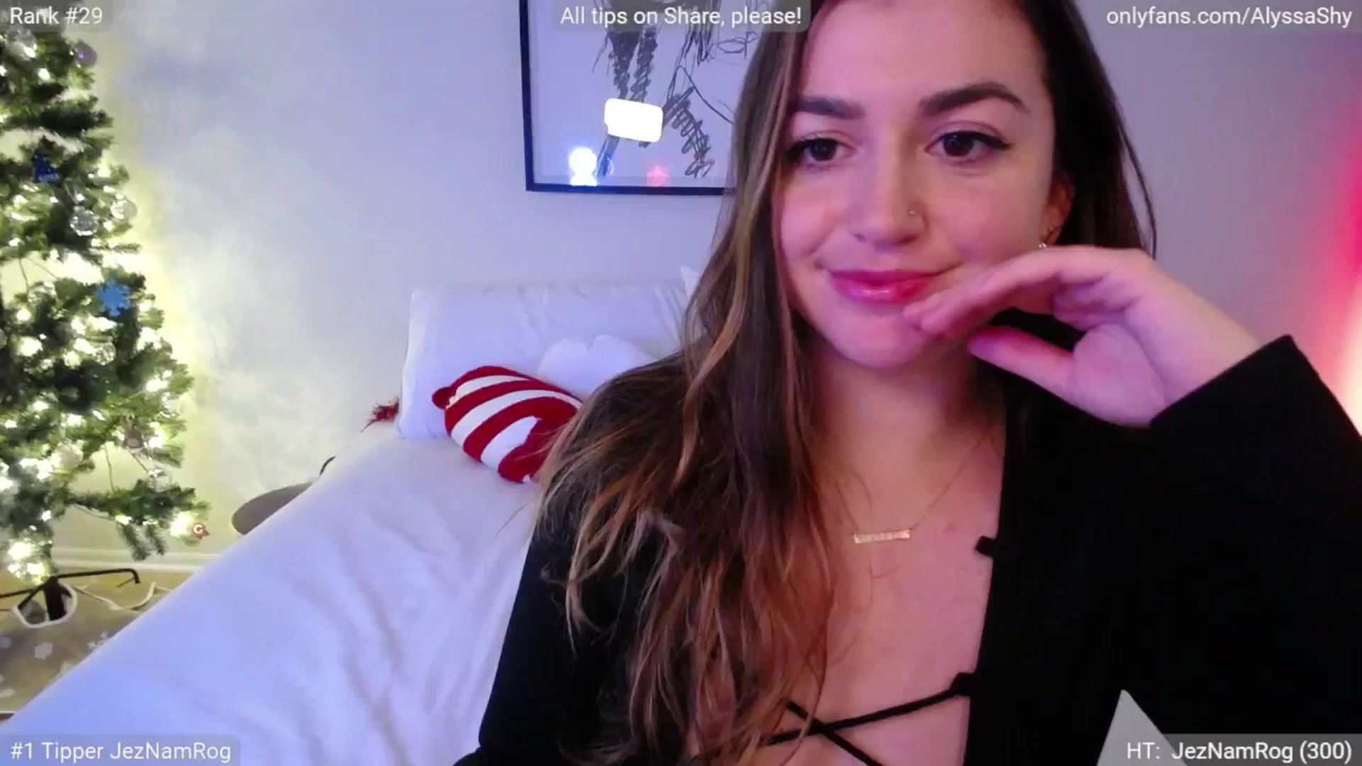 Gallery image thumbnail from AlyssaShy's myfreecams stream on, 12/05/2024, 21:17 image 16 of 20