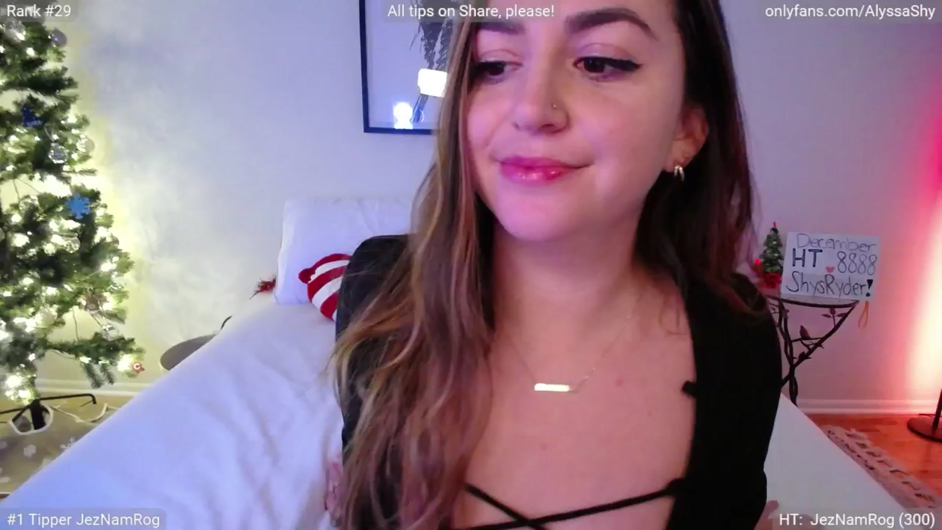 Gallery image thumbnail from AlyssaShy's myfreecams stream on, 12/05/2024, 21:17 image 18 of 20