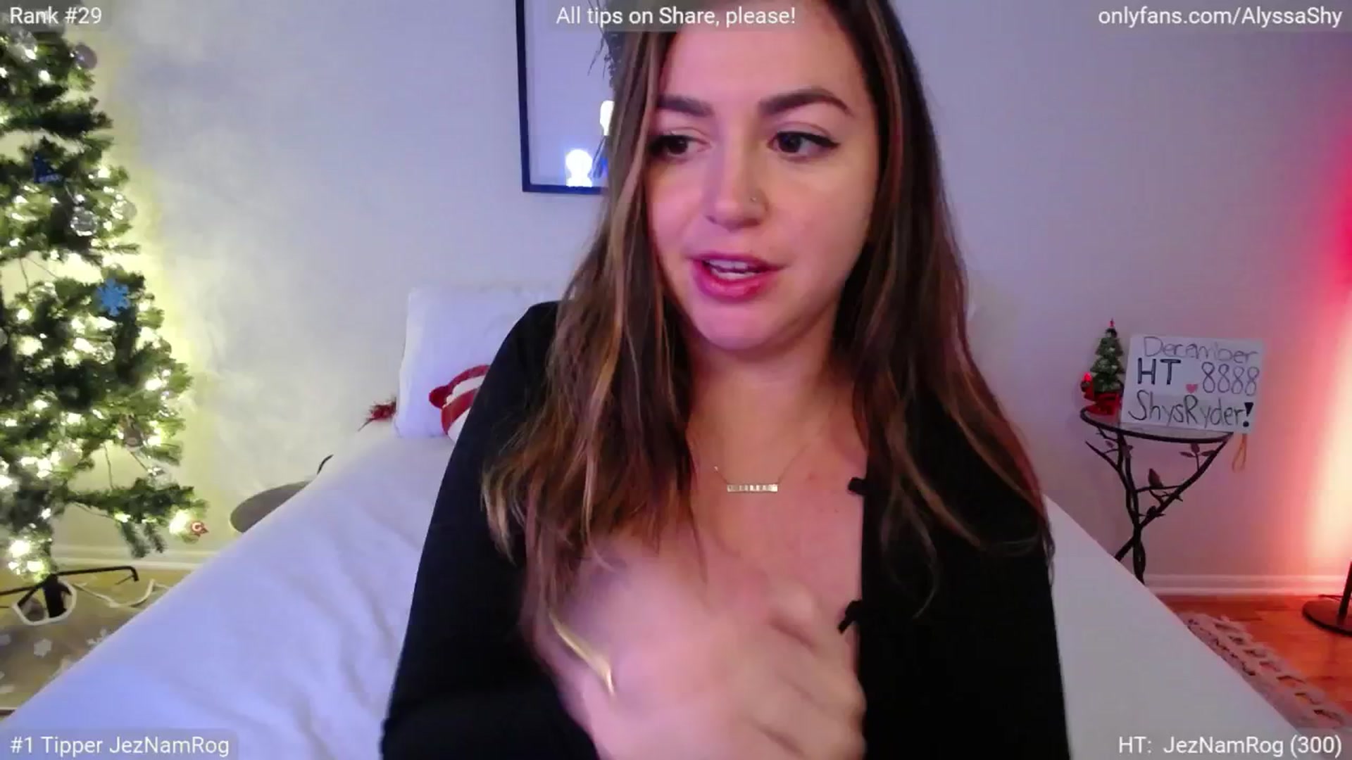 Gallery image thumbnail from AlyssaShy's myfreecams stream on, 12/05/2024, 21:17 image 3 of 20