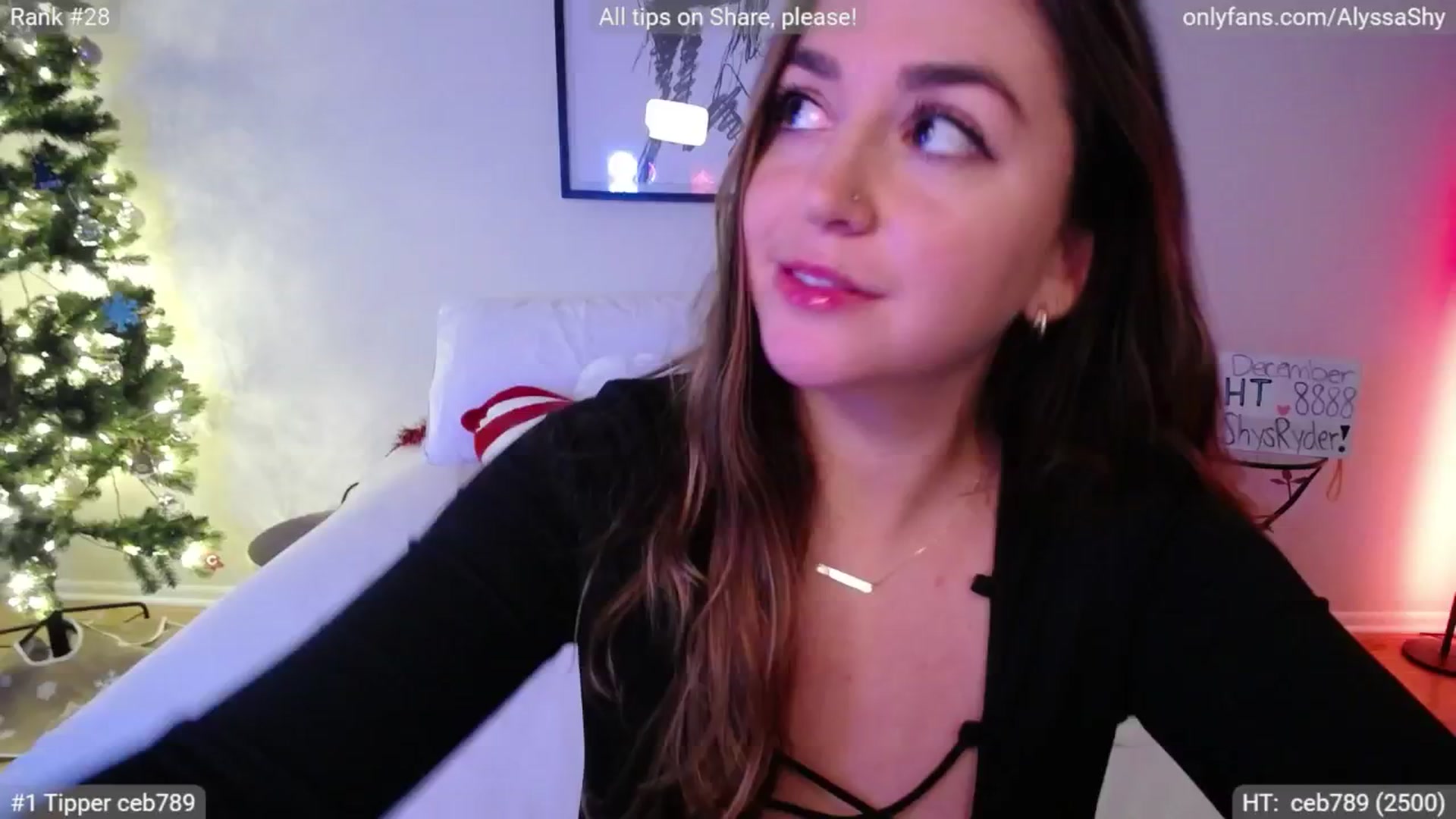 Gallery image thumbnail from AlyssaShy's myfreecams stream on, 12/05/2024, 21:45 image 11 of 20