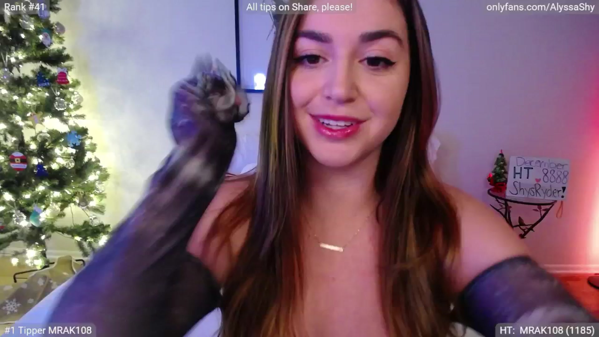 Gallery image thumbnail from AlyssaShy's myfreecams stream on, 12/07/2024, 24:14 image 4 of 20