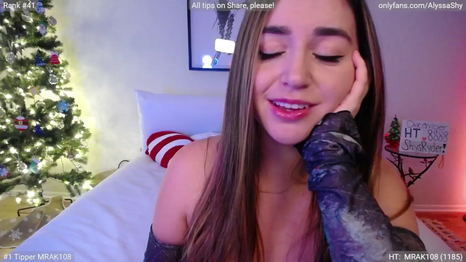 Gallery image thumbnail from AlyssaShy's myfreecams stream on, 12/07/2024, 01:25 image 9 of 20