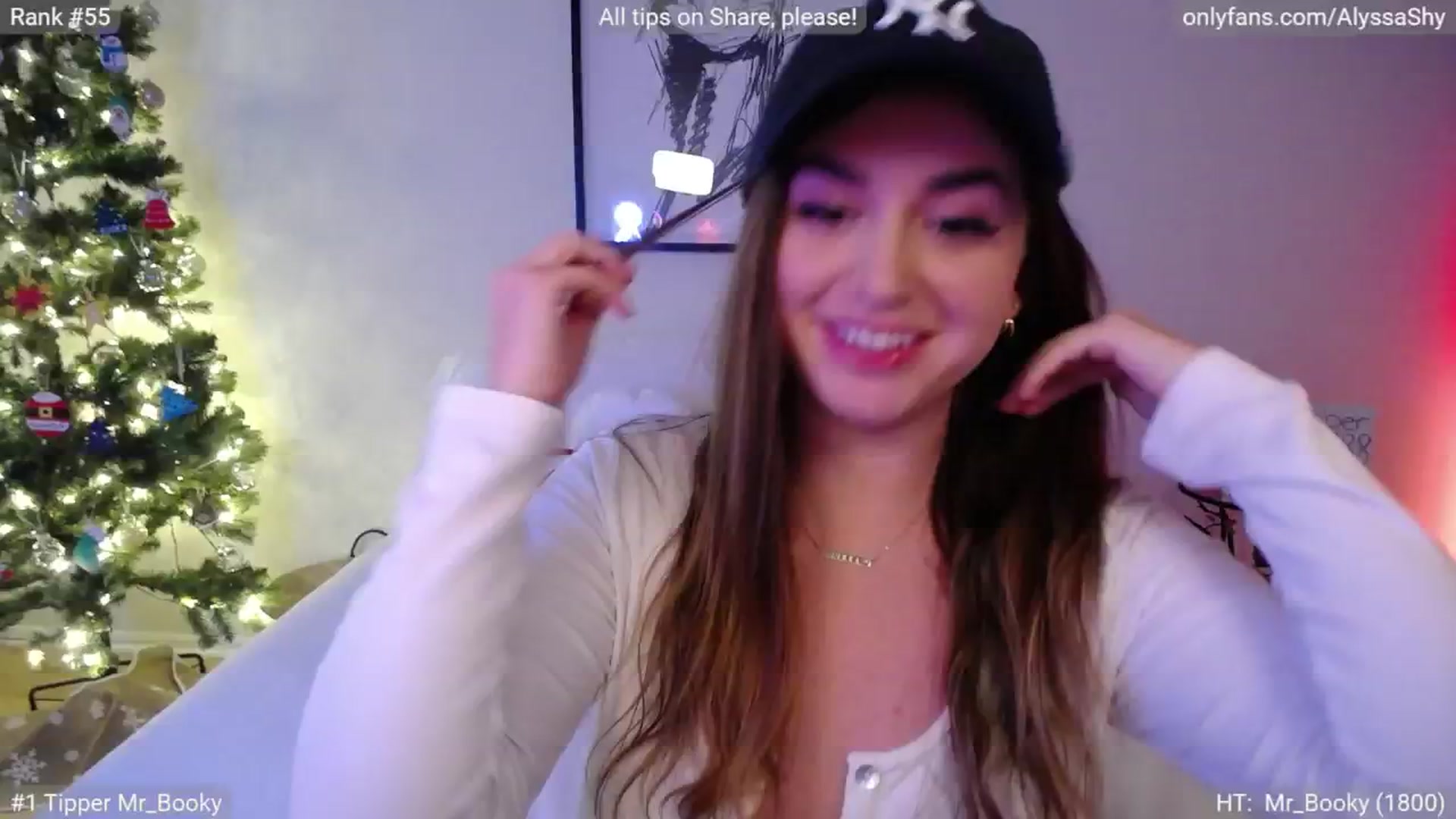Gallery image thumbnail from AlyssaShy's myfreecams stream on, 12/10/2024, 23:13 image 10 of 20