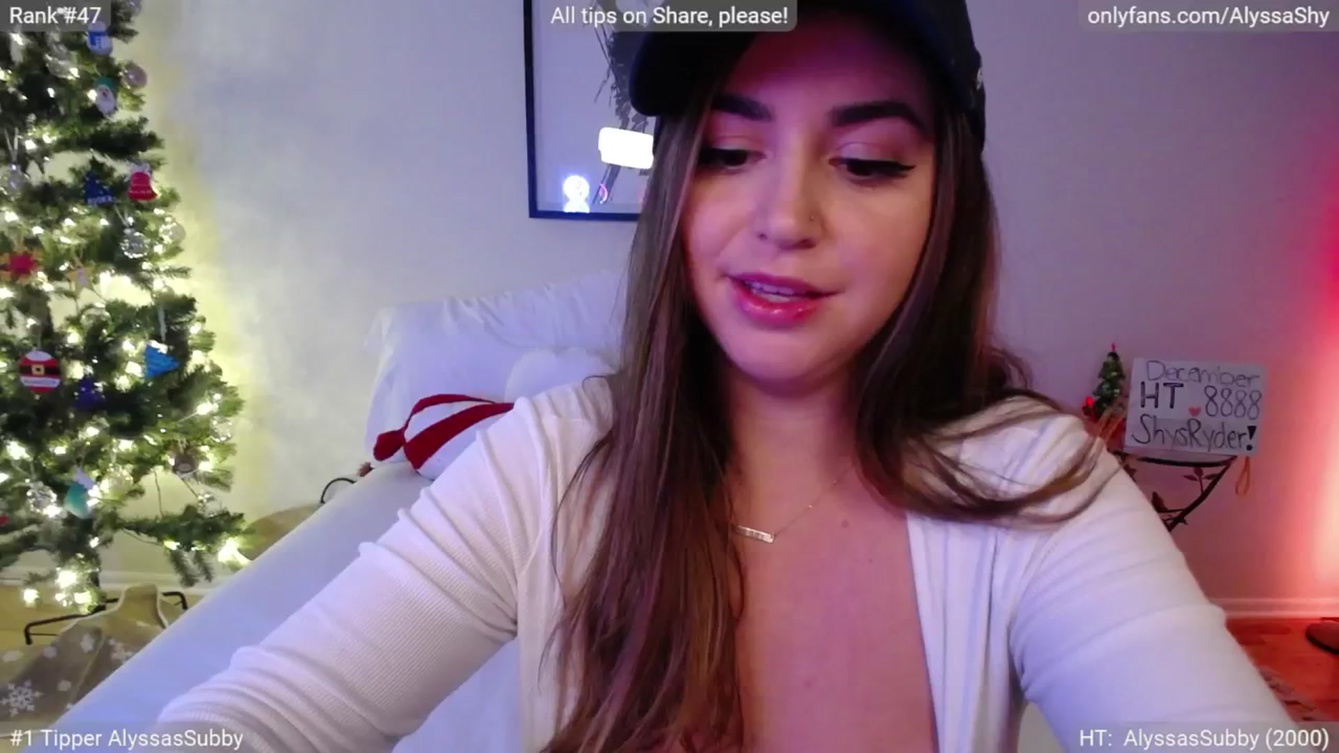 Gallery image thumbnail from AlyssaShy's myfreecams stream on, 12/10/2024, 23:57 image 6 of 20