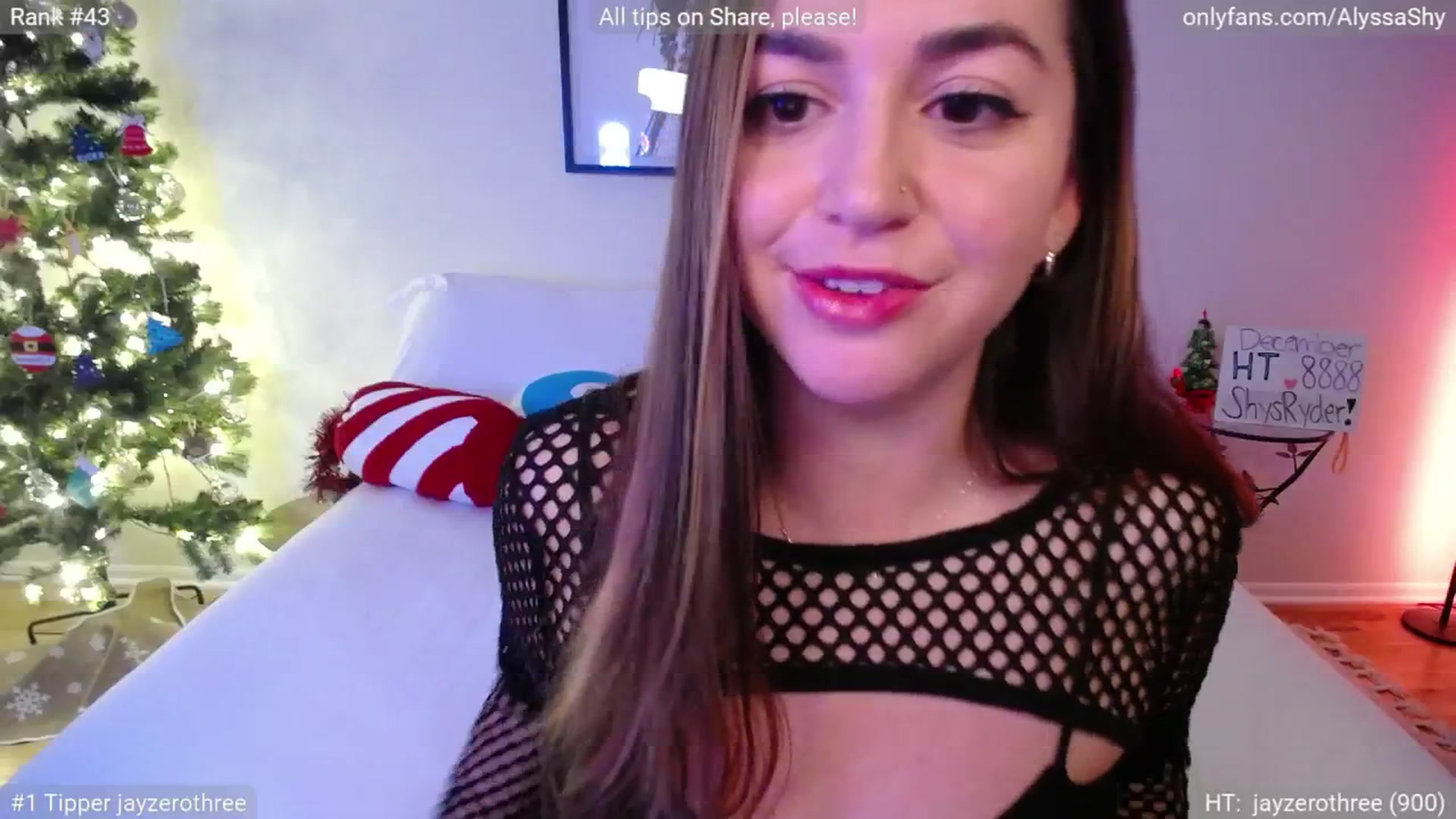 Gallery image thumbnail from AlyssaShy's myfreecams stream on, 12/12/2024, 01:53 image 13 of 20