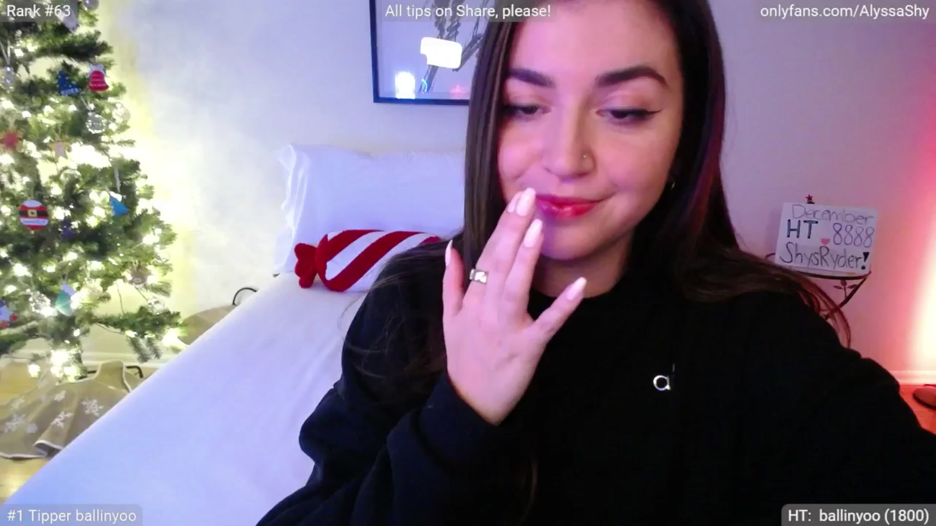 Gallery image thumbnail from AlyssaShy's myfreecams stream on, 12/14/2024, 03:07 image 14 of 20