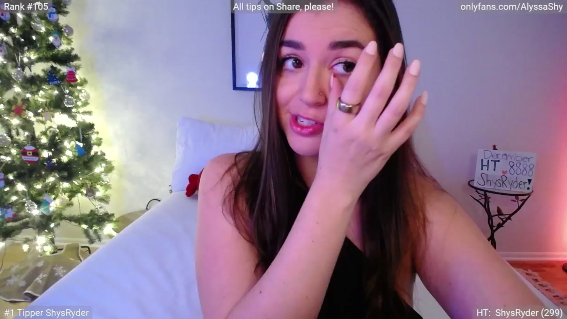 Gallery image thumbnail from AlyssaShy's myfreecams stream on, 12/18/2024, 20:09 image 16 of 20