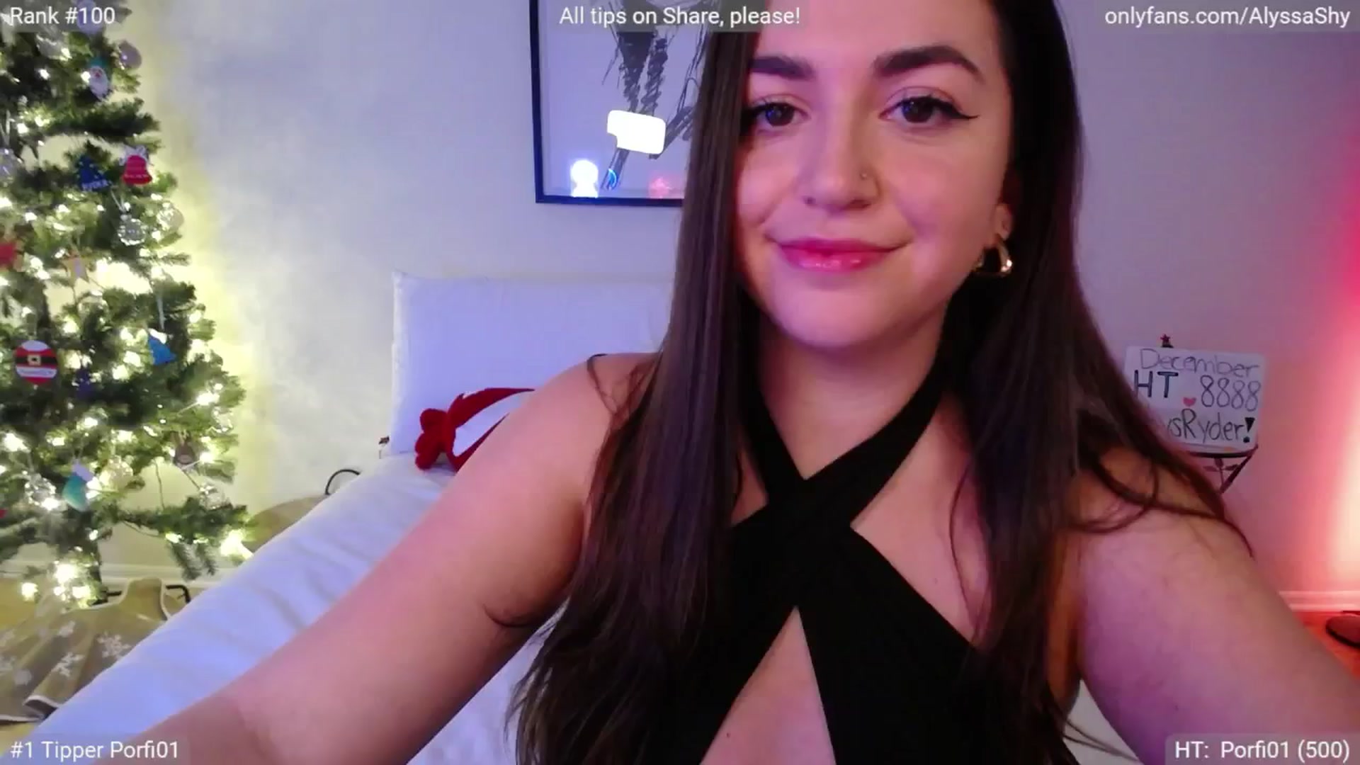 Gallery image thumbnail from AlyssaShy's myfreecams stream on, 12/18/2024, 20:53 image 8 of 20