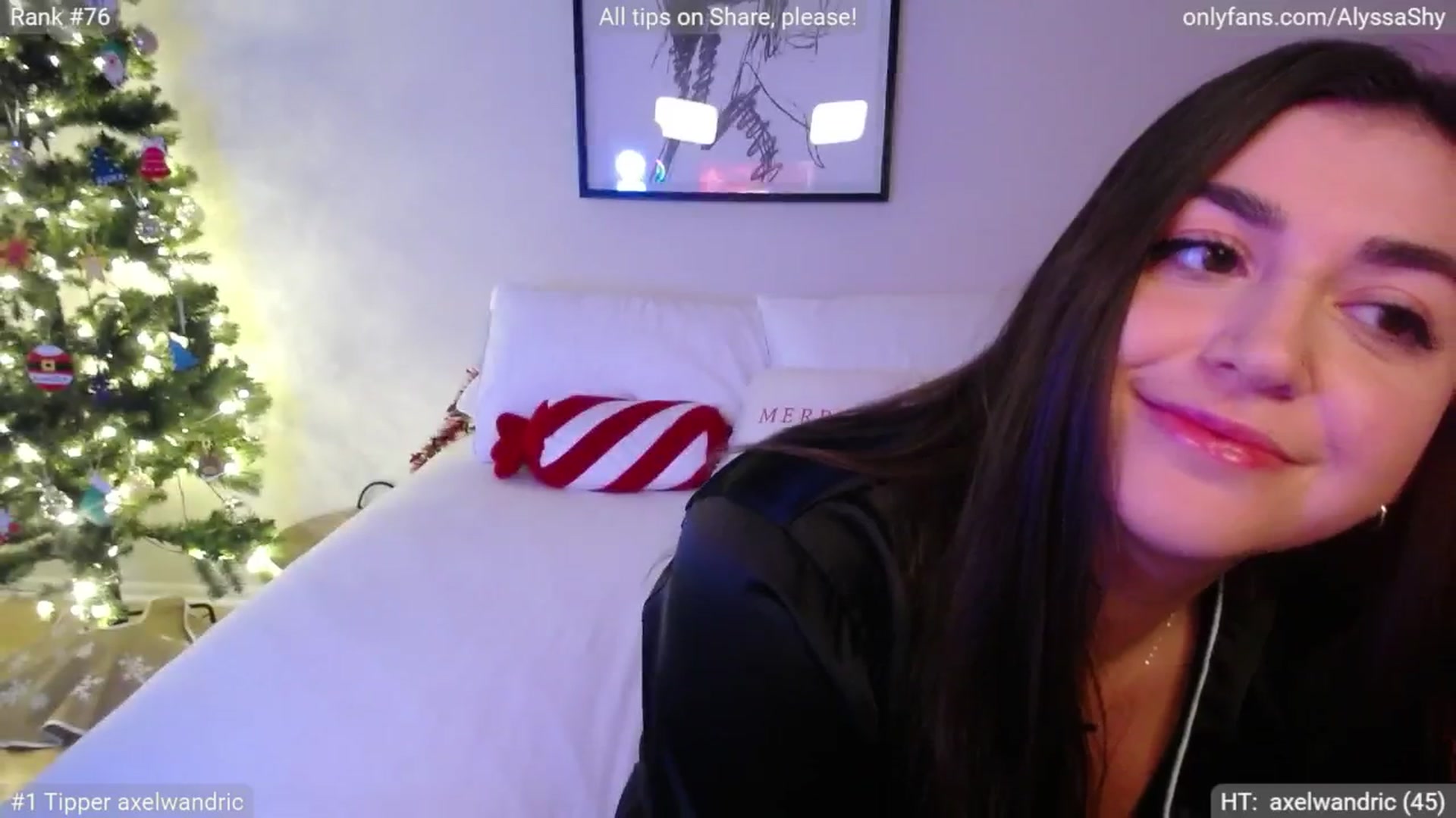 Gallery image thumbnail from AlyssaShy's myfreecams stream on, 12/19/2024, 22:35 image 9 of 20