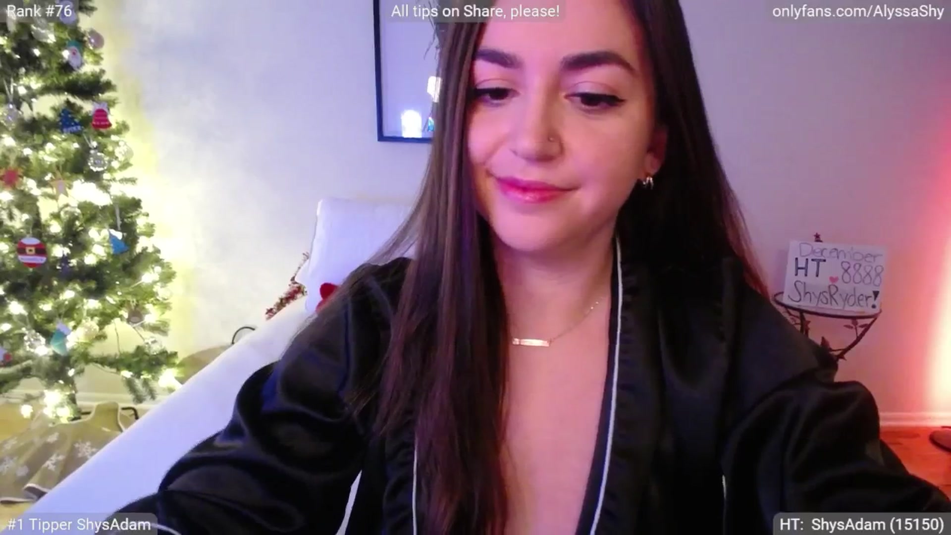Gallery image thumbnail from AlyssaShy's myfreecams stream on, 12/19/2024, 22:35 image 15 of 20