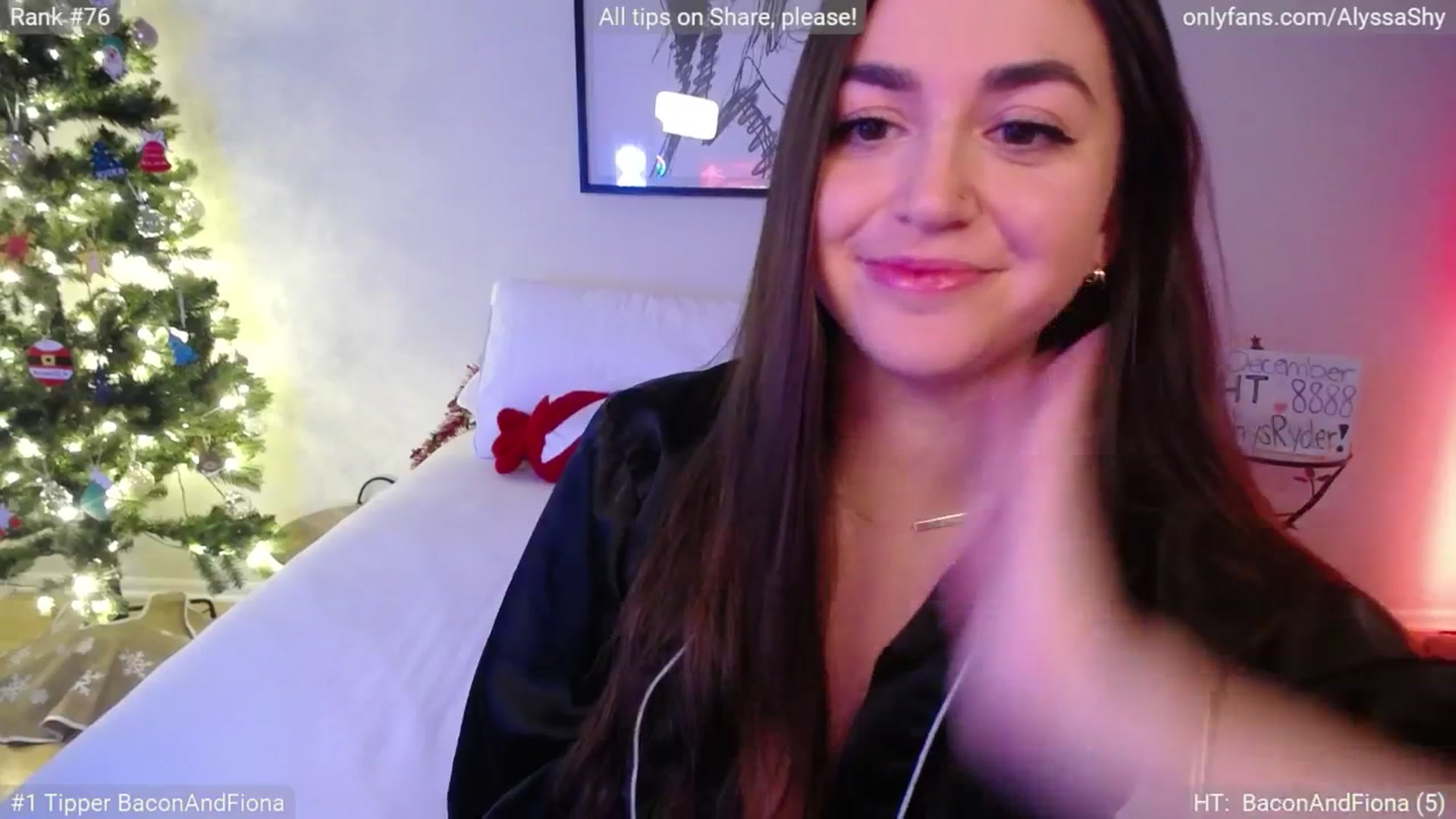 Gallery image thumbnail from AlyssaShy's myfreecams stream on, 12/19/2024, 22:35 image 3 of 20