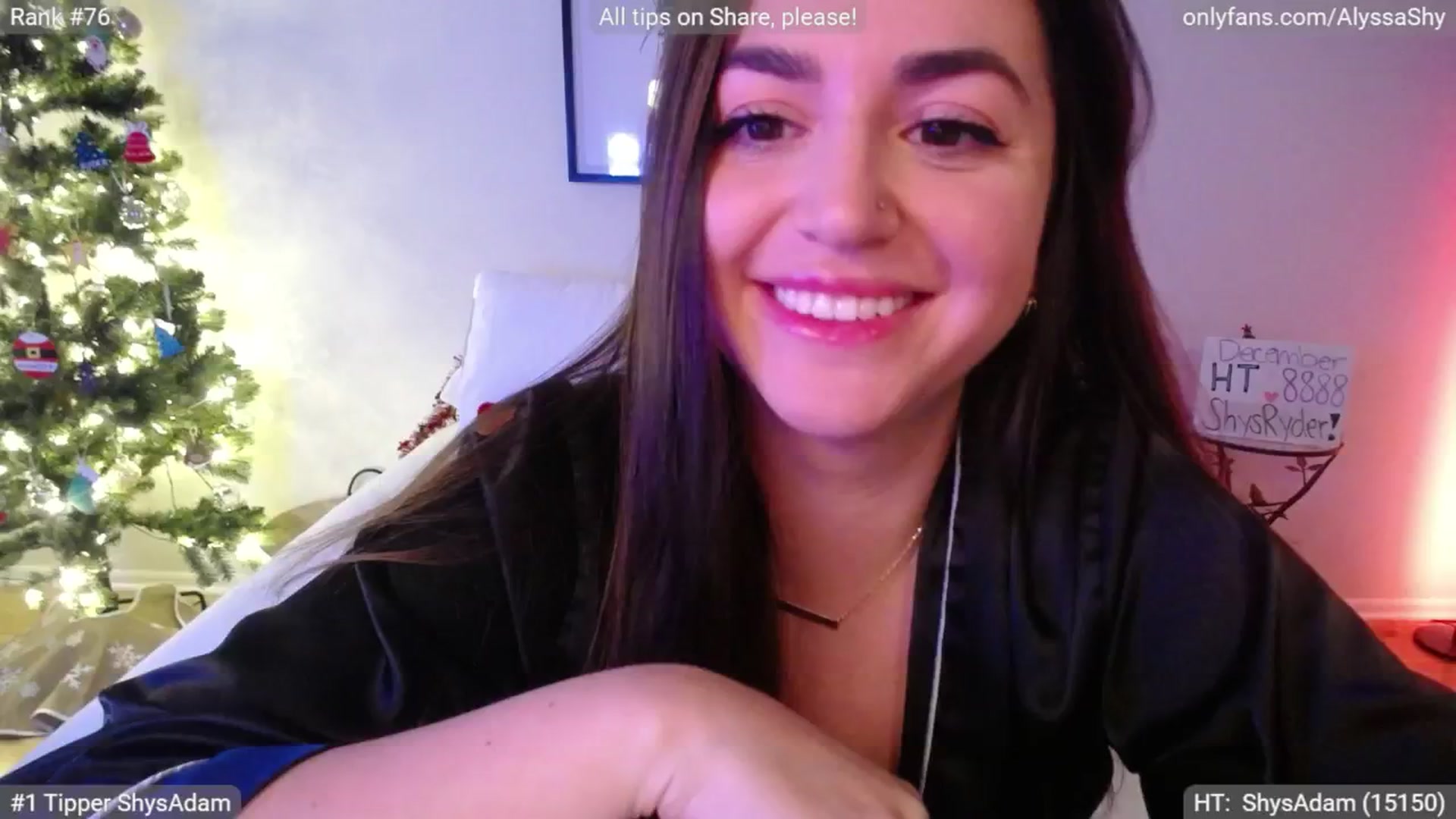 Gallery image thumbnail from AlyssaShy's myfreecams stream on, 12/19/2024, 22:52 image 17 of 20