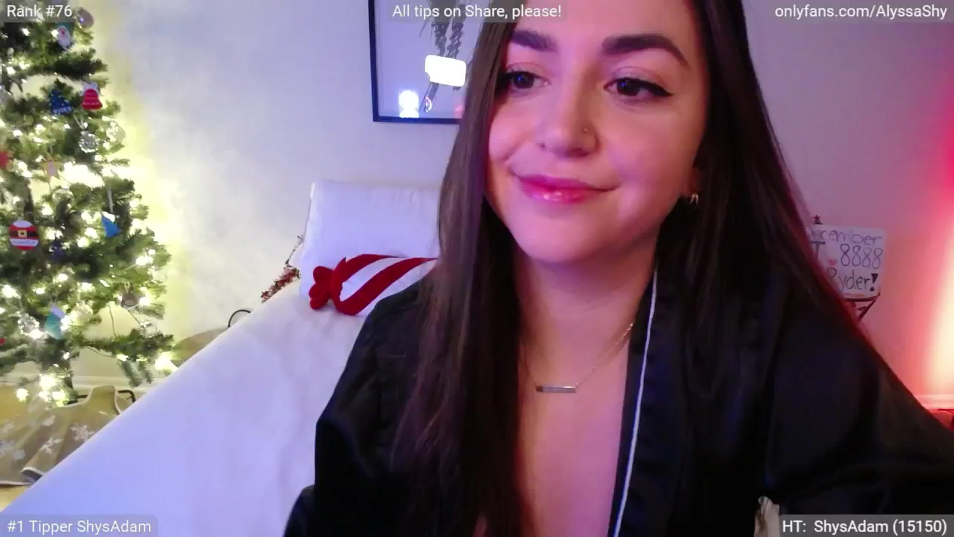 Gallery image thumbnail from AlyssaShy's myfreecams stream on, 12/19/2024, 22:52 image 16 of 20