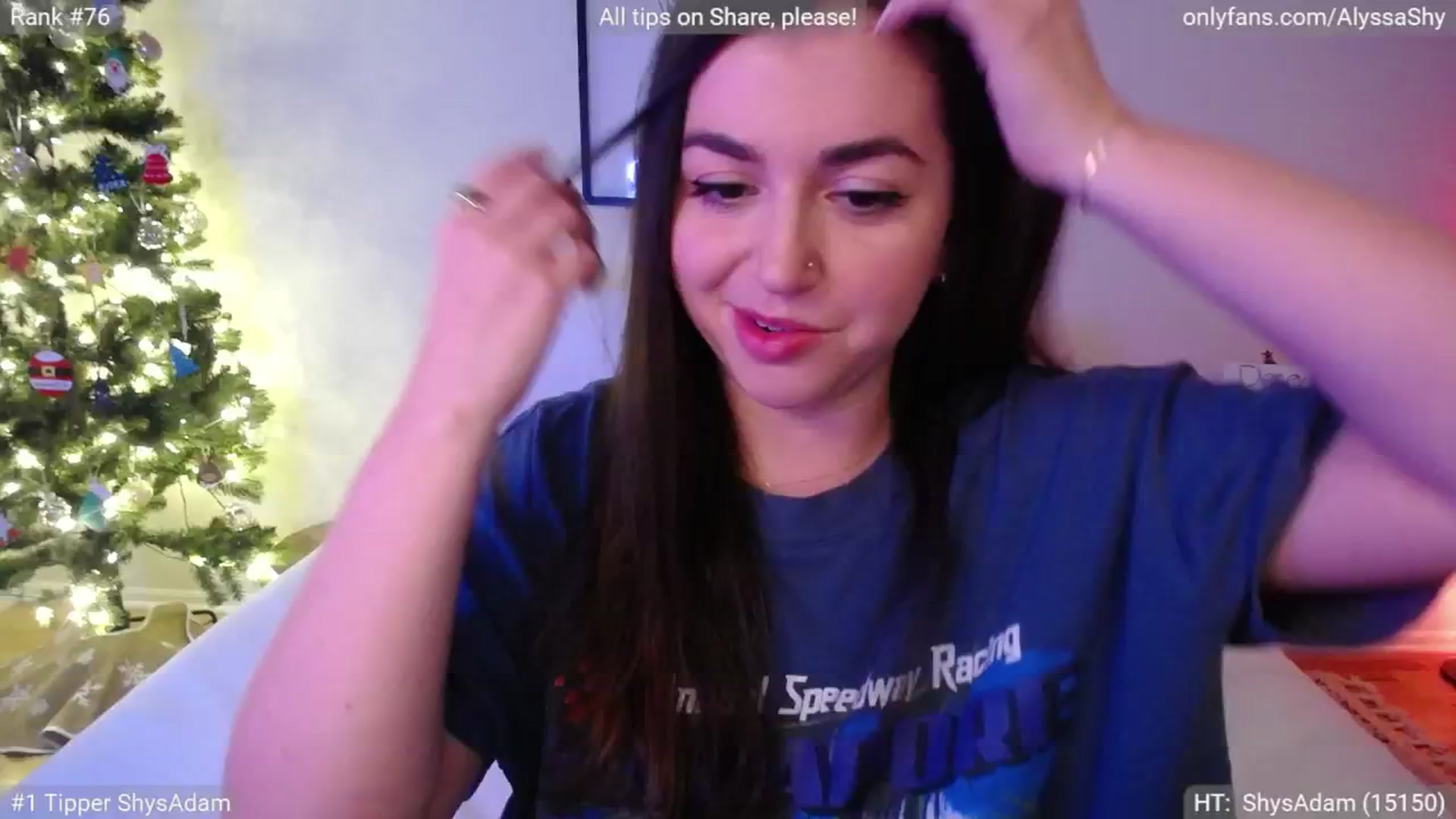 Gallery image thumbnail from AlyssaShy's myfreecams stream on, 12/20/2024, 24:06 image 11 of 20