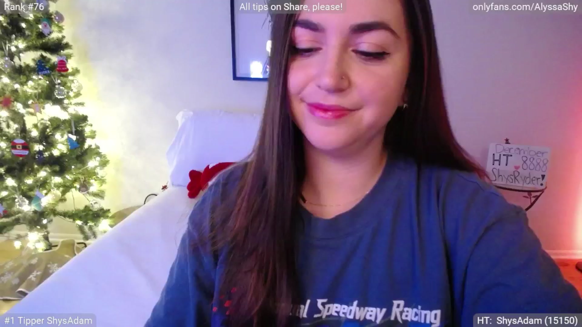 Gallery image thumbnail from AlyssaShy's myfreecams stream on, 12/20/2024, 24:06 image 9 of 20