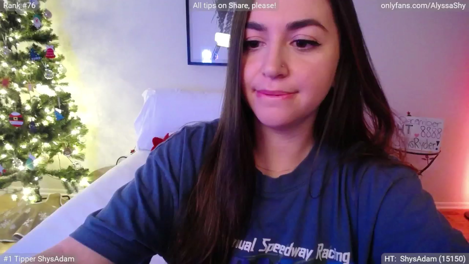 Gallery image thumbnail from AlyssaShy's myfreecams stream on, 12/20/2024, 24:06 image 8 of 20