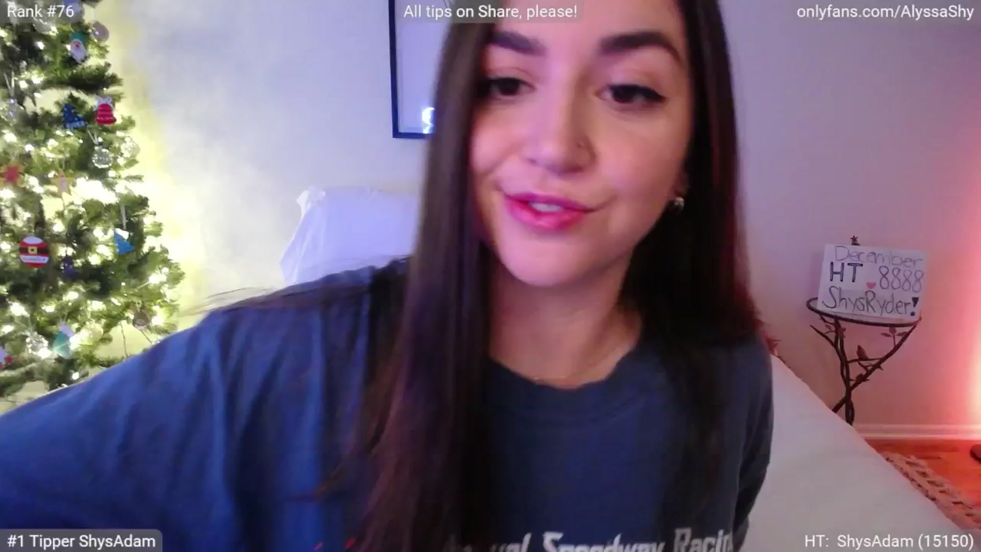 Gallery image thumbnail from AlyssaShy's myfreecams stream on, 12/20/2024, 24:06 image 16 of 20