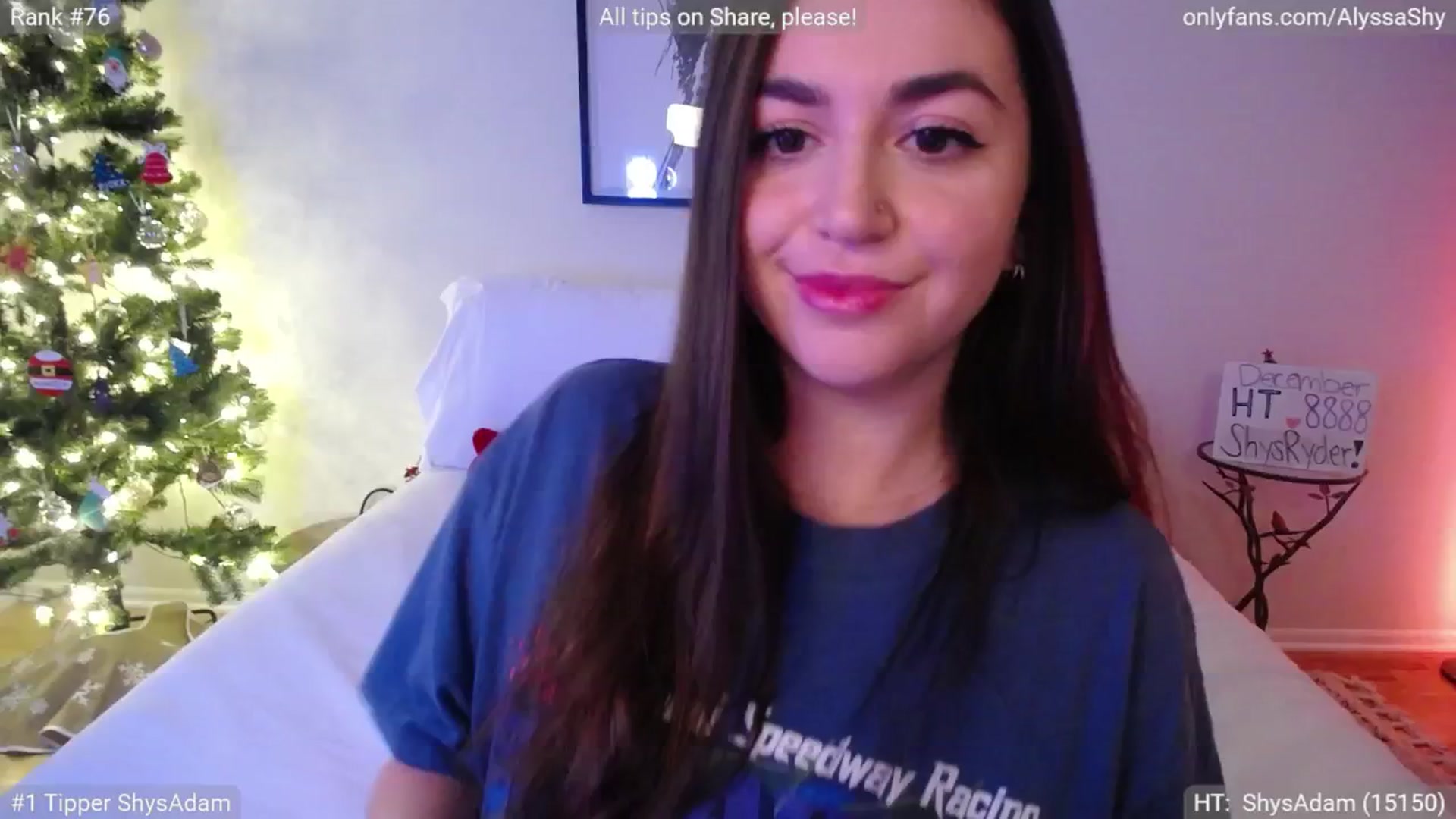 Gallery image thumbnail from AlyssaShy's myfreecams stream on, 12/20/2024, 24:06 image 13 of 20