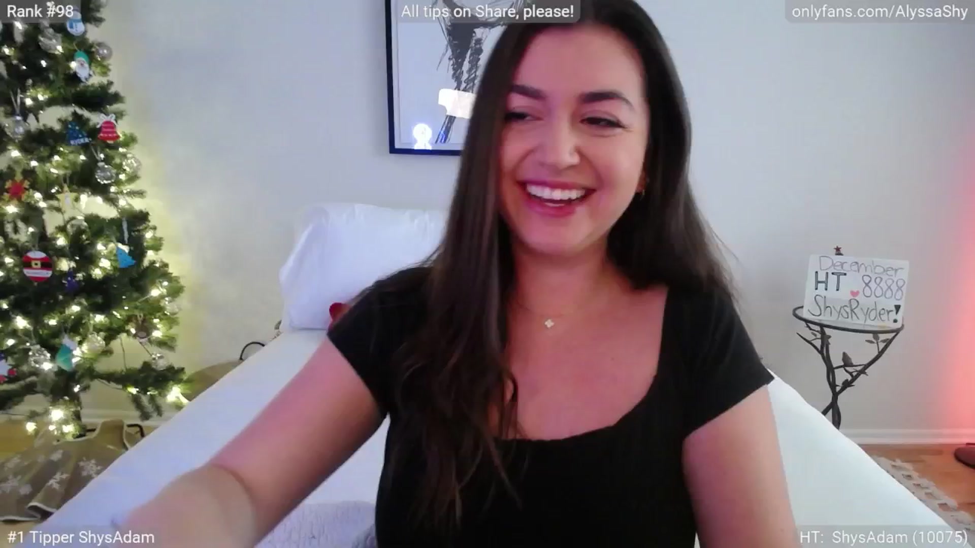 Gallery image thumbnail from AlyssaShy's myfreecams stream on, 12/27/2024, 20:43 image 10 of 20