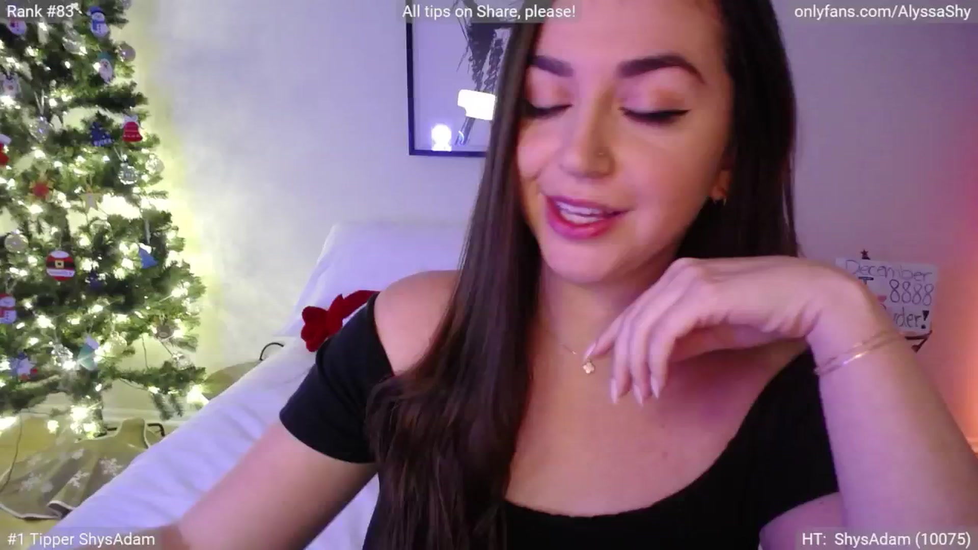 Gallery image thumbnail from AlyssaShy's myfreecams stream on, 12/27/2024, 22:10 image 1 of 20