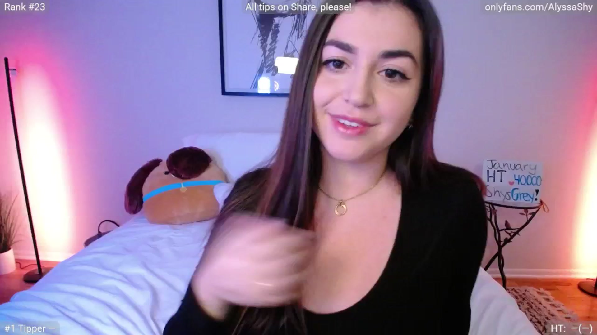 Gallery image thumbnail from AlyssaShy's myfreecams stream on, 01/16/2025, 21:54 image 4 of 20