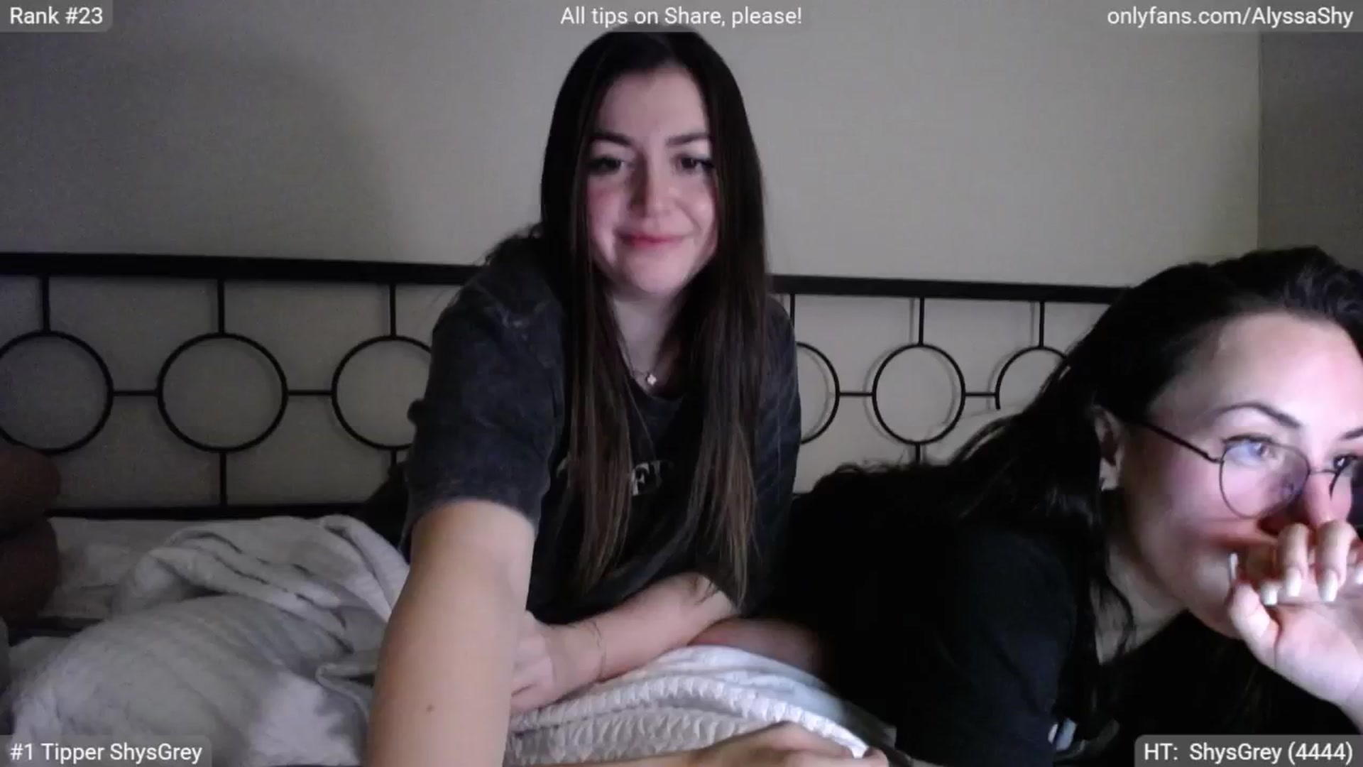 Gallery image thumbnail from AlyssaShy's myfreecams stream on, 01/20/2025, 13:13 image 19 of 20