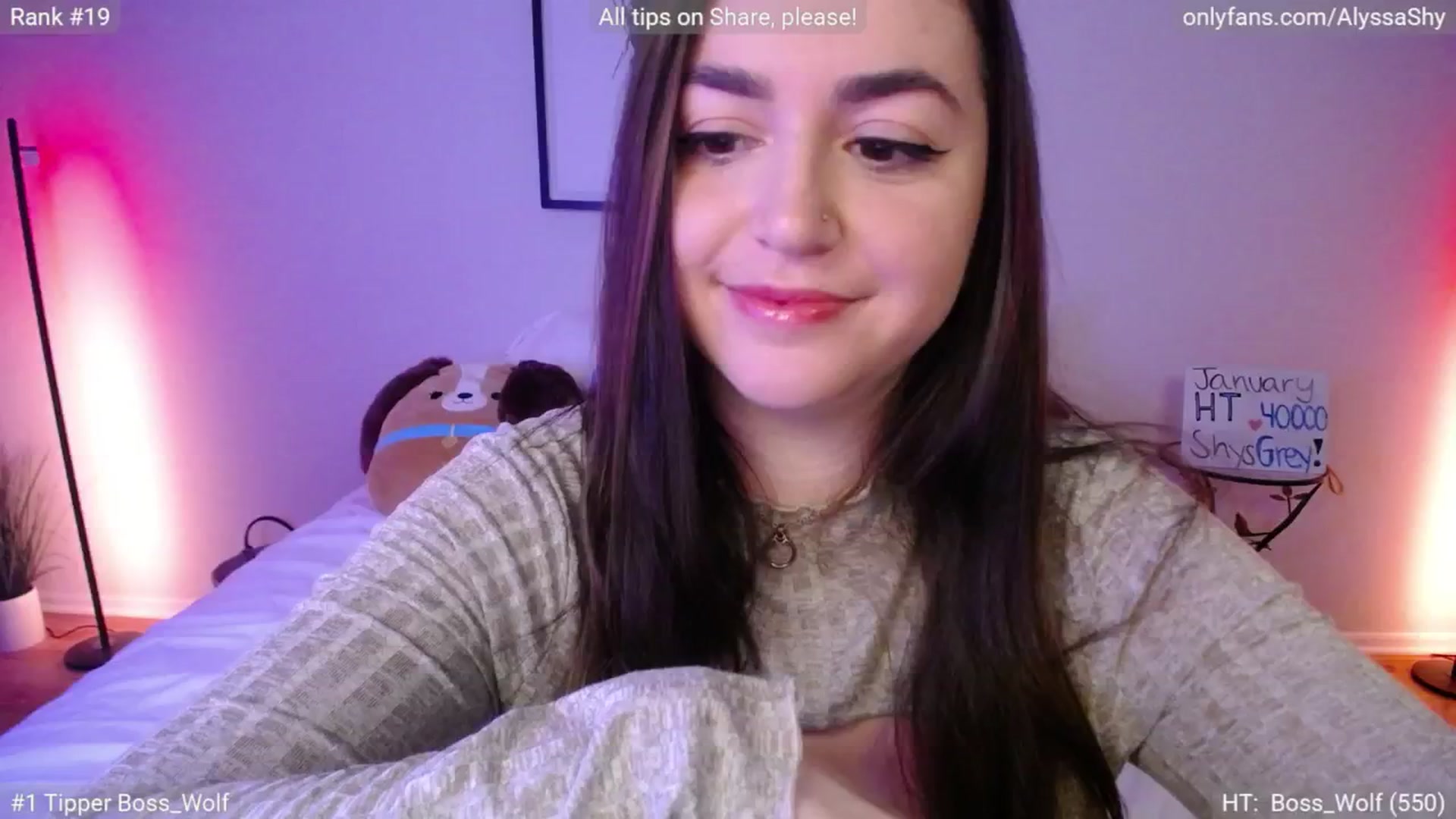 Gallery image thumbnail from AlyssaShy's myfreecams stream on, 01/28/2025, 24:23 image 12 of 20