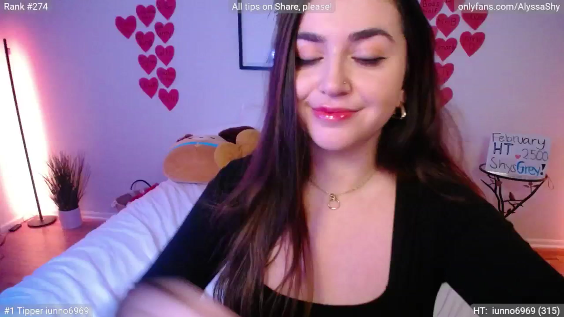 Gallery image thumbnail from AlyssaShy's myfreecams stream on, 02/14/2025, 24:04 image 11 of 20