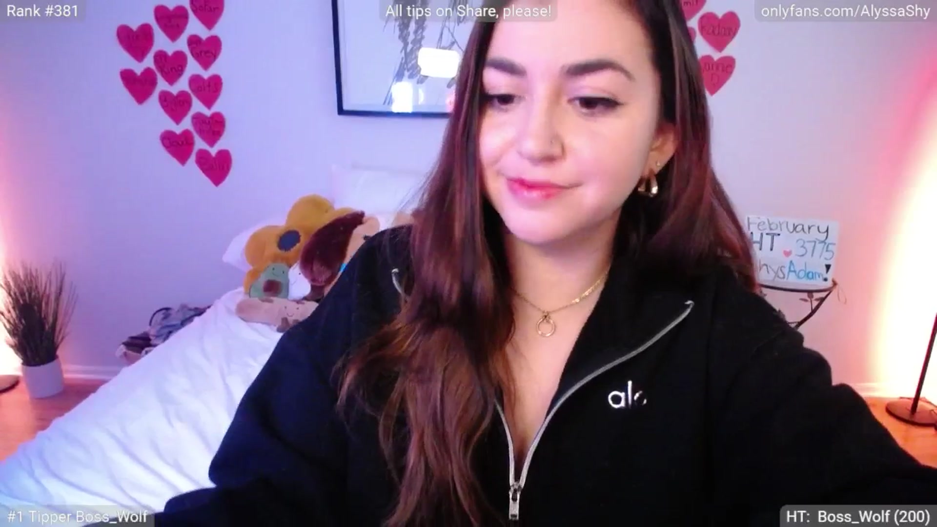 Gallery image thumbnail from AlyssaShy's myfreecams stream on, 02/22/2025, 21:57 image 17 of 20